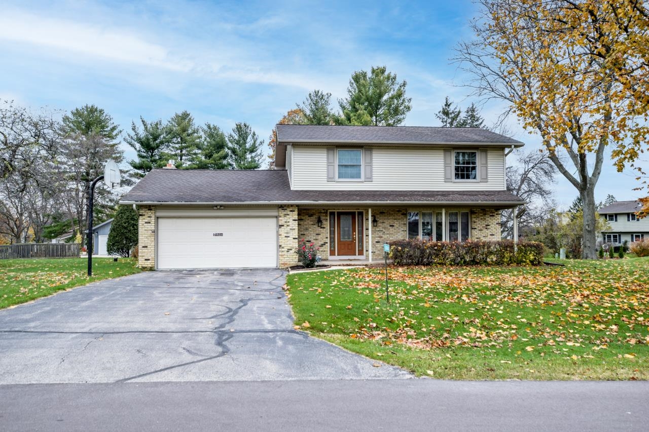 3484 Cottontail Trail