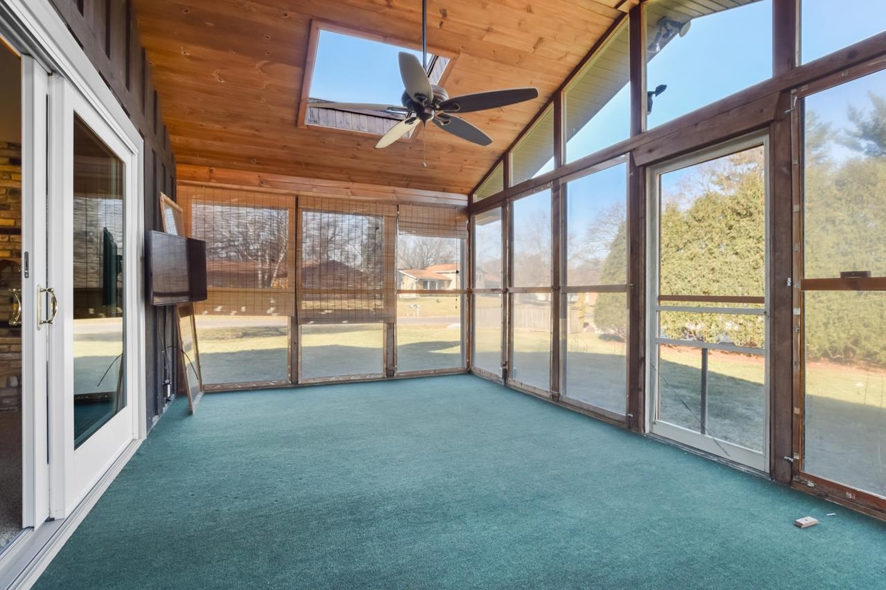 3484 Cottontail Trail