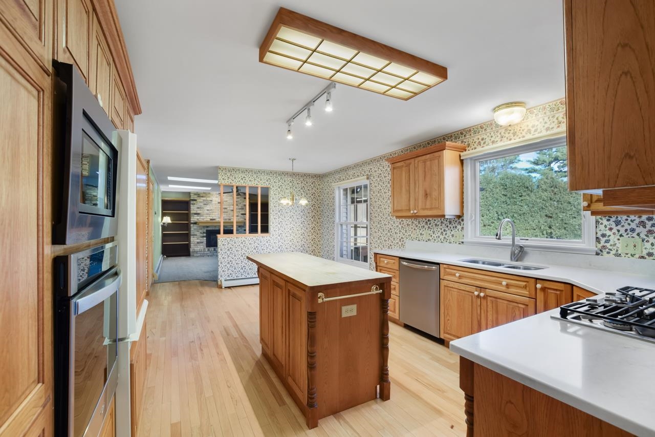 3484 Cottontail Trail
