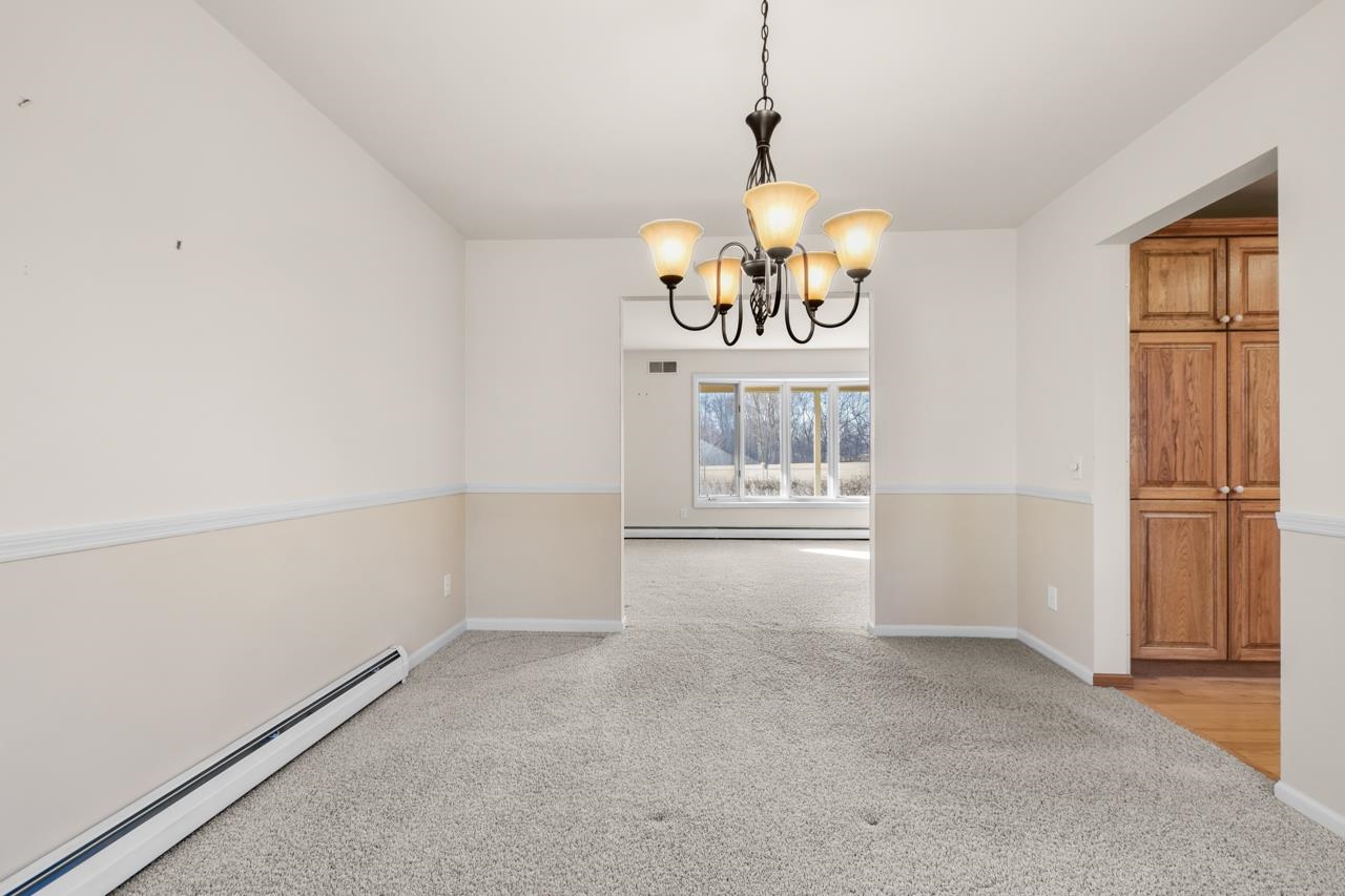 3484 Cottontail Trail