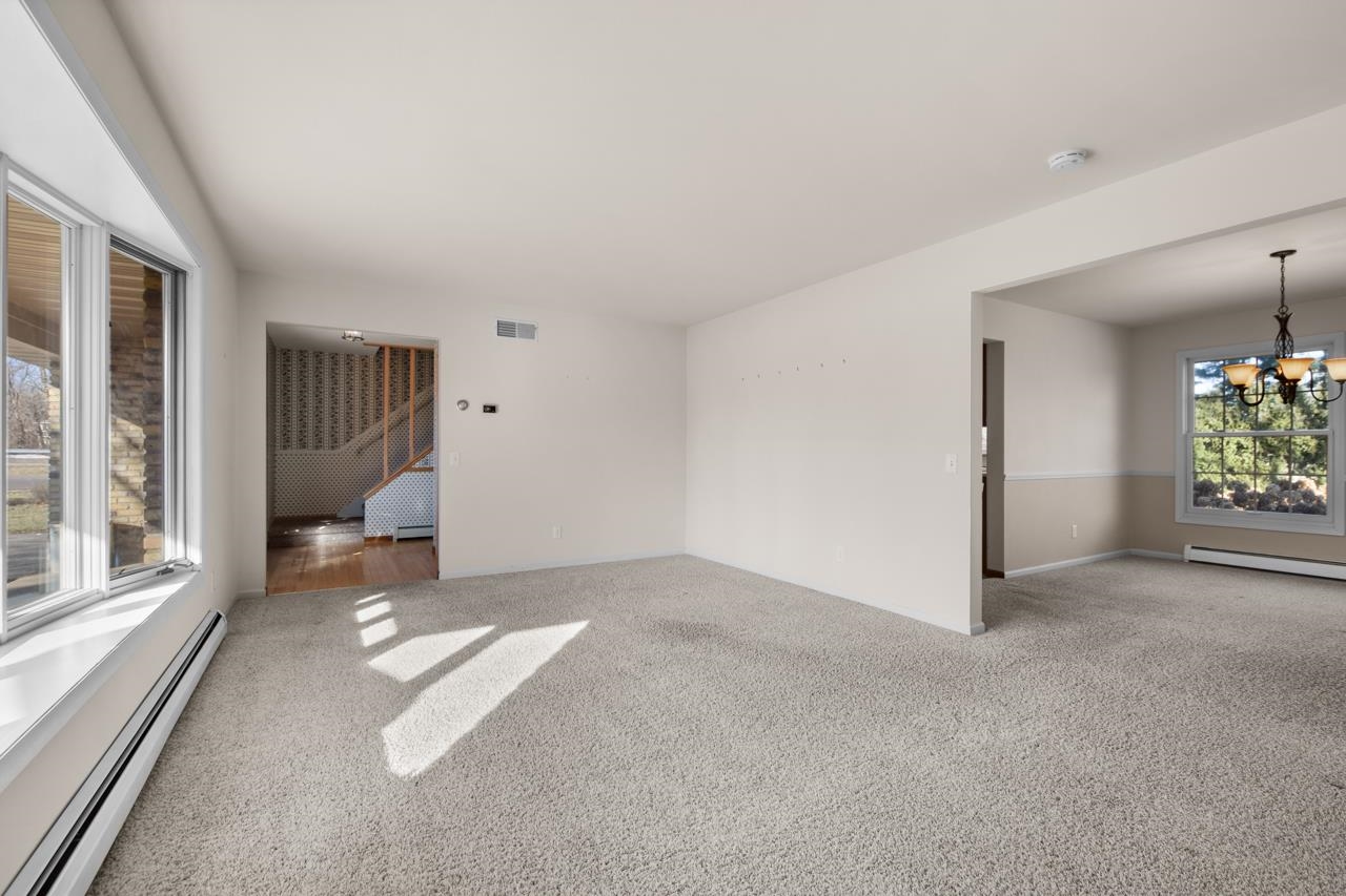 3484 Cottontail Trail