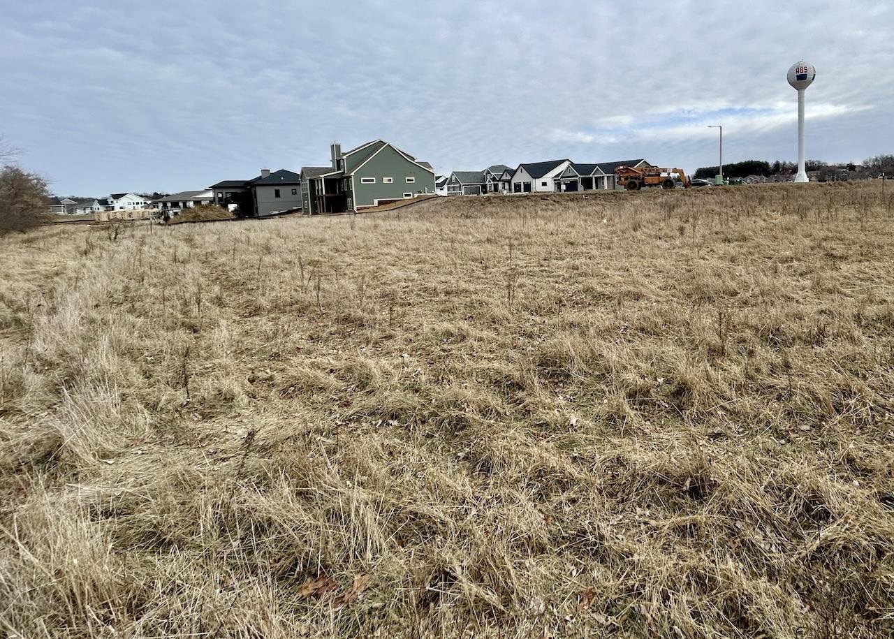 7784 Bluestem Trail