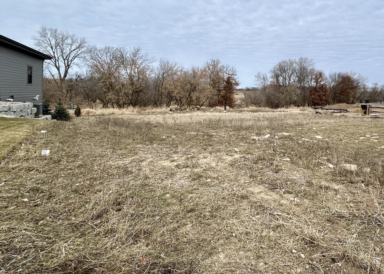 7792 Bluestem Trail