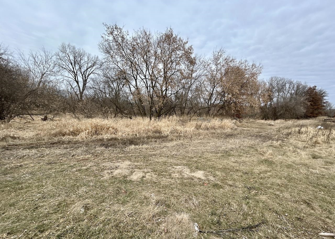 7792 Bluestem Trail