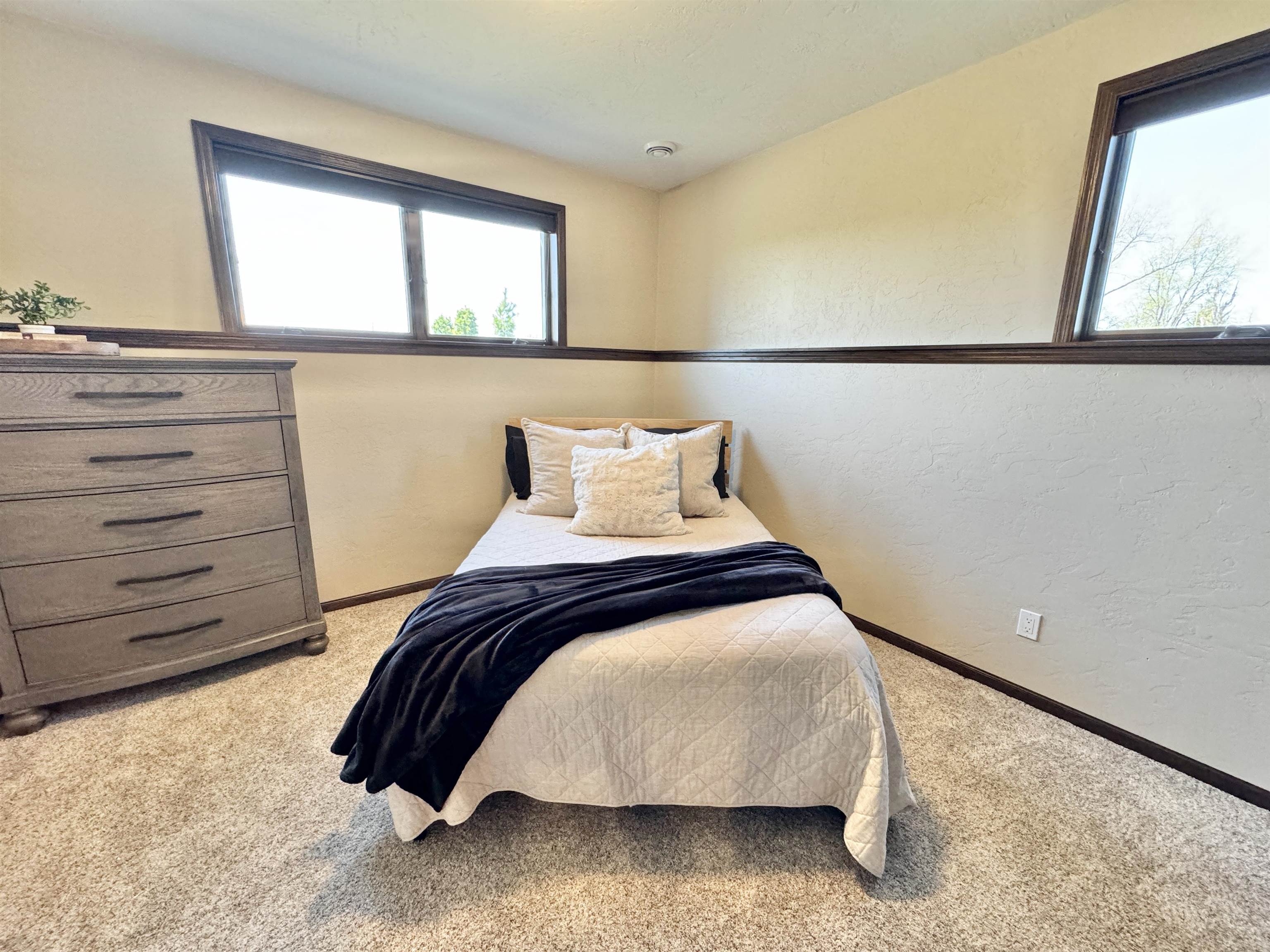 2738 Arbor Ridge Way