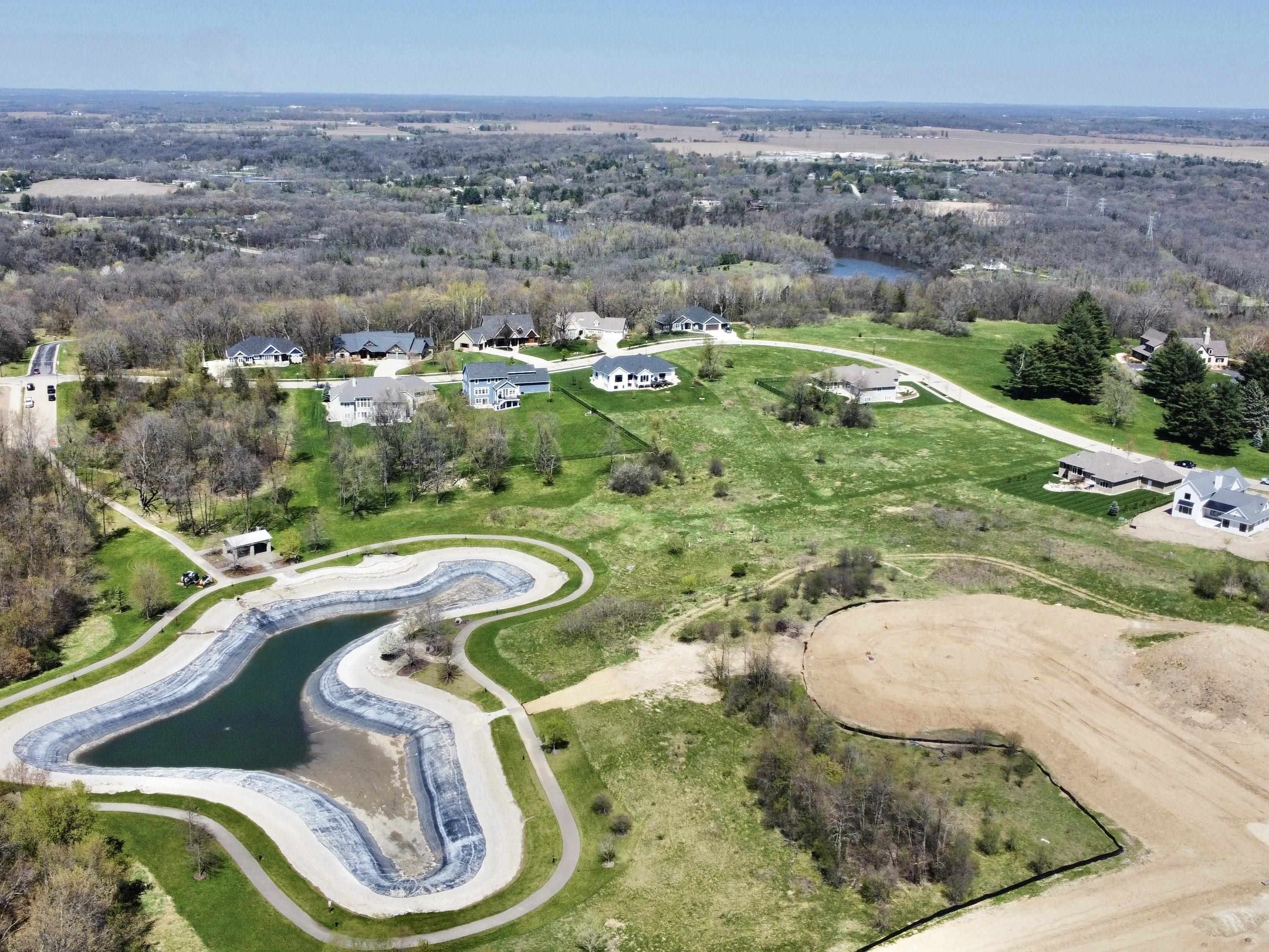 2738 Arbor Ridge Way