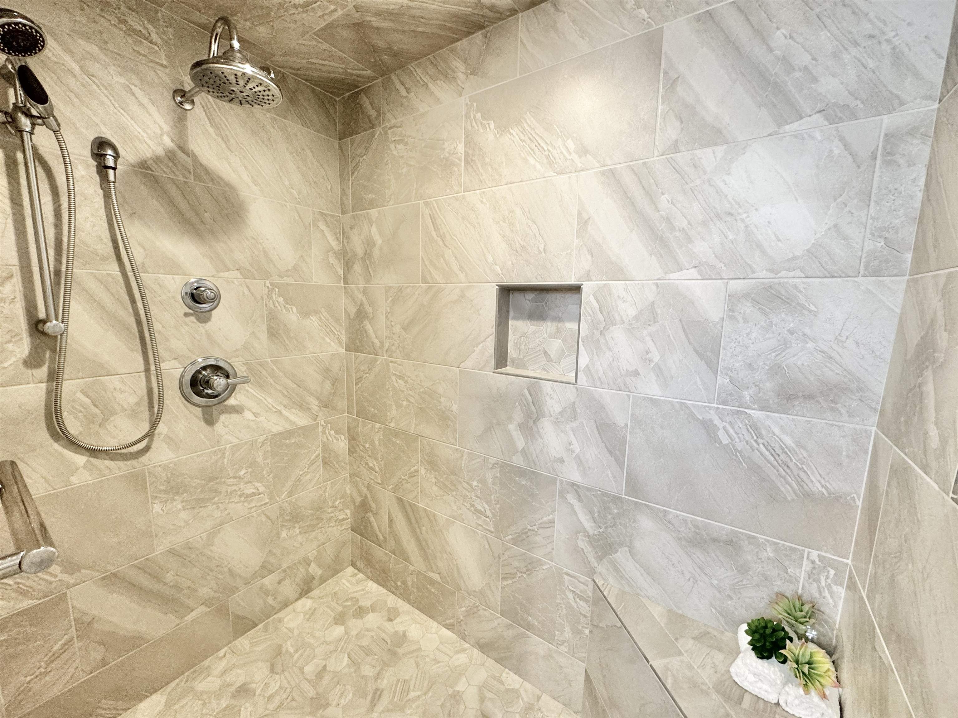 2738 Arbor Ridge Way