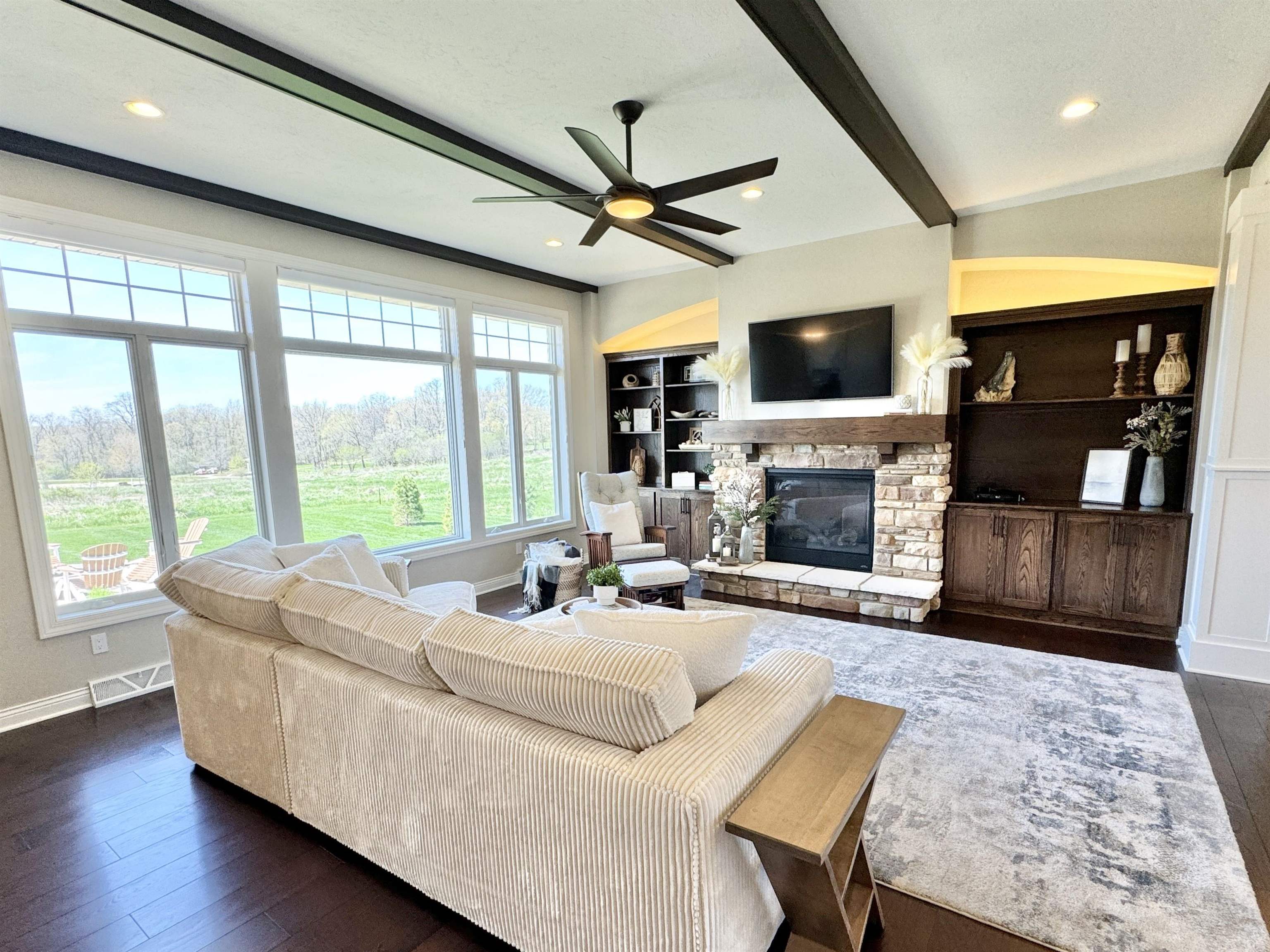 2738 Arbor Ridge Way