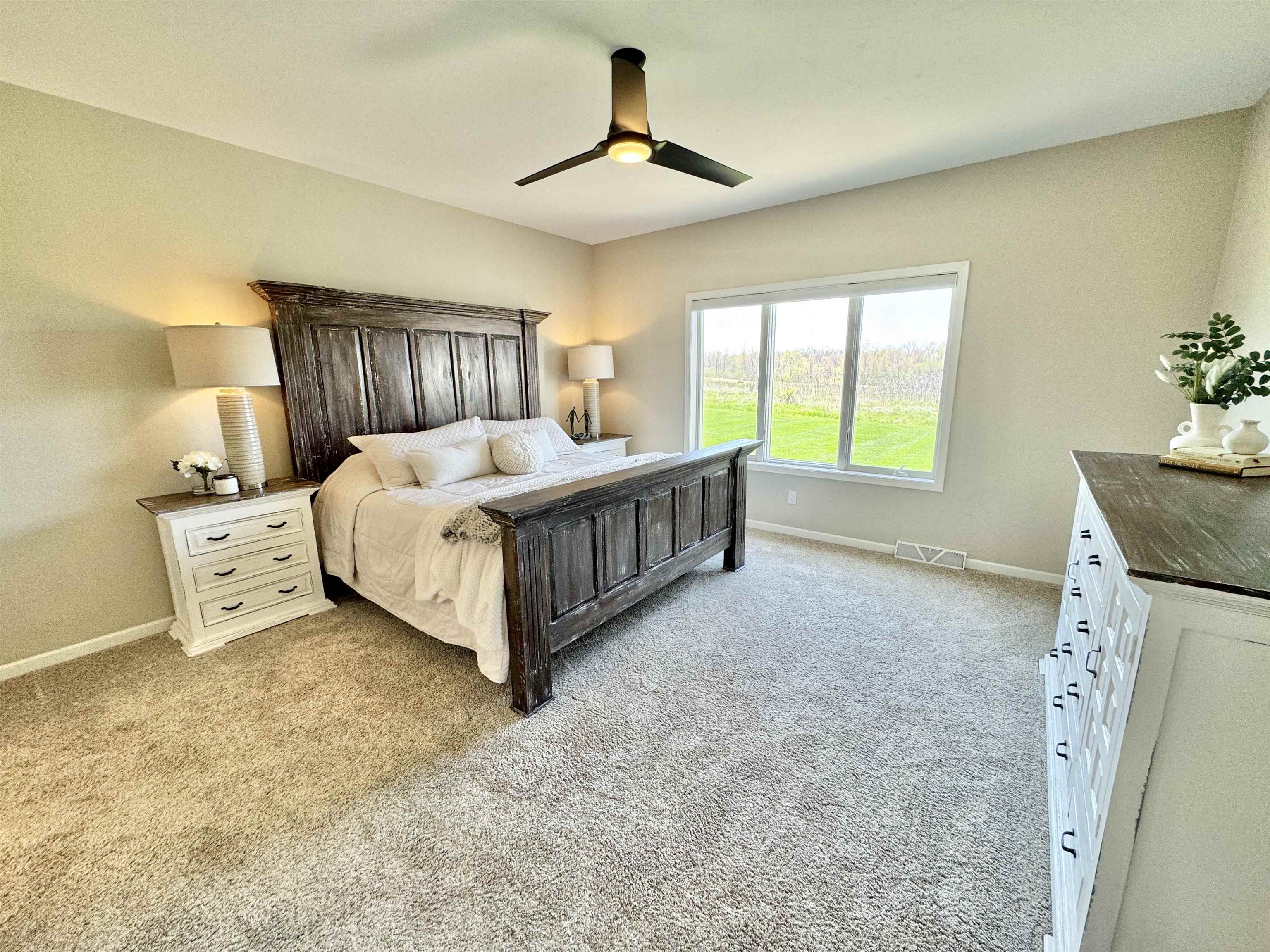 2738 Arbor Ridge Way