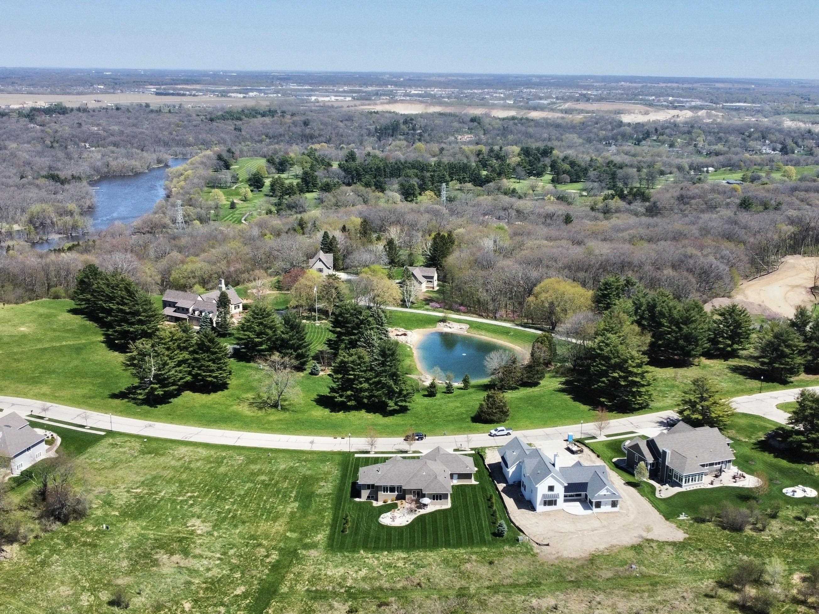 2738 Arbor Ridge Way