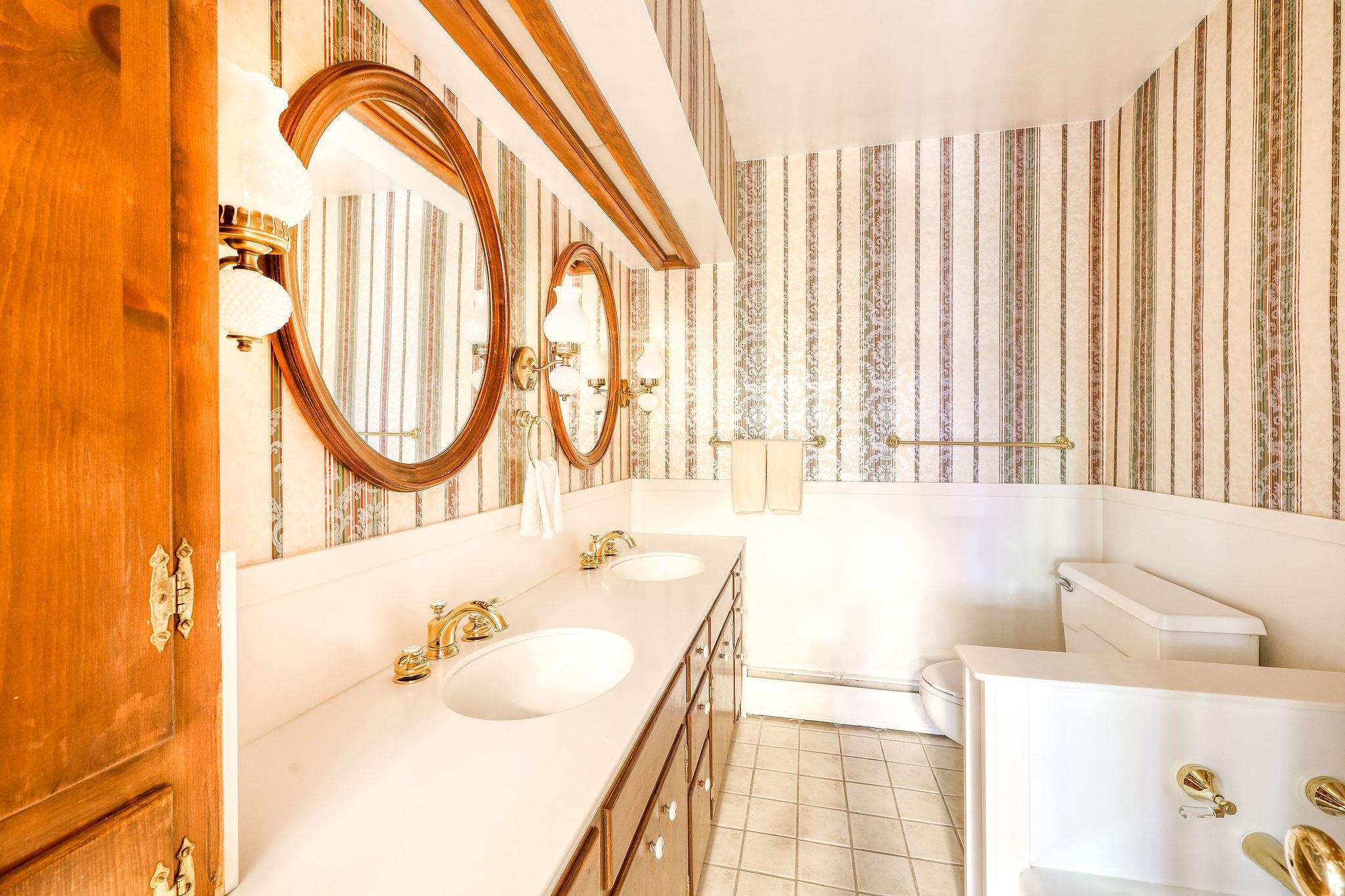 4926 Fond Du Lac Trail