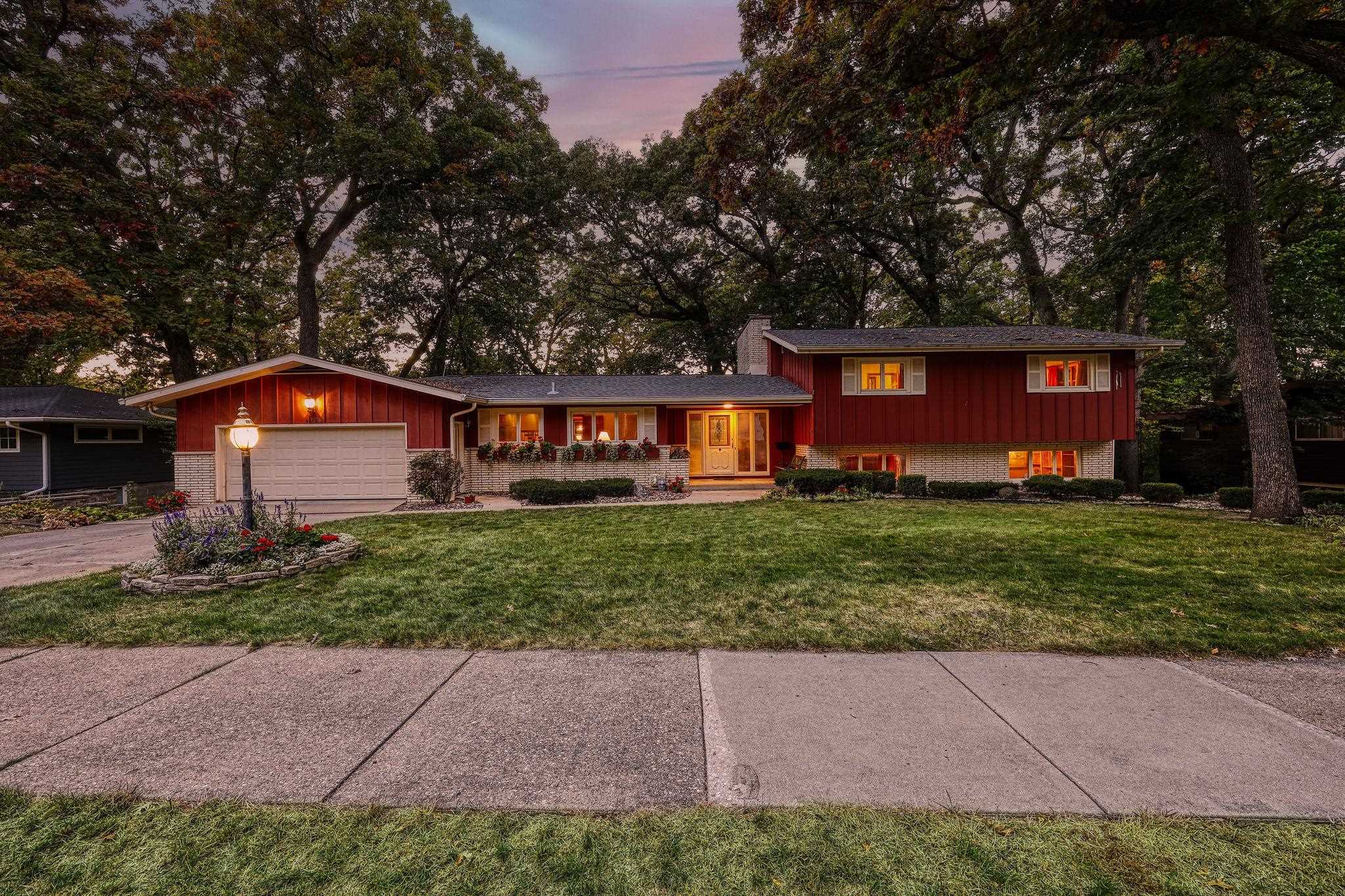 4926 Fond Du Lac Trail