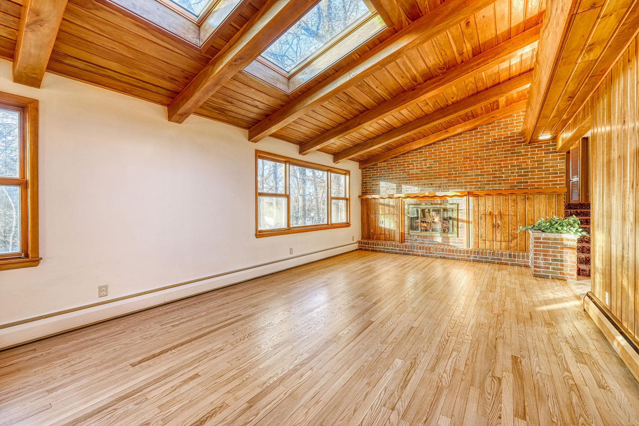 4926 Fond Du Lac Trail