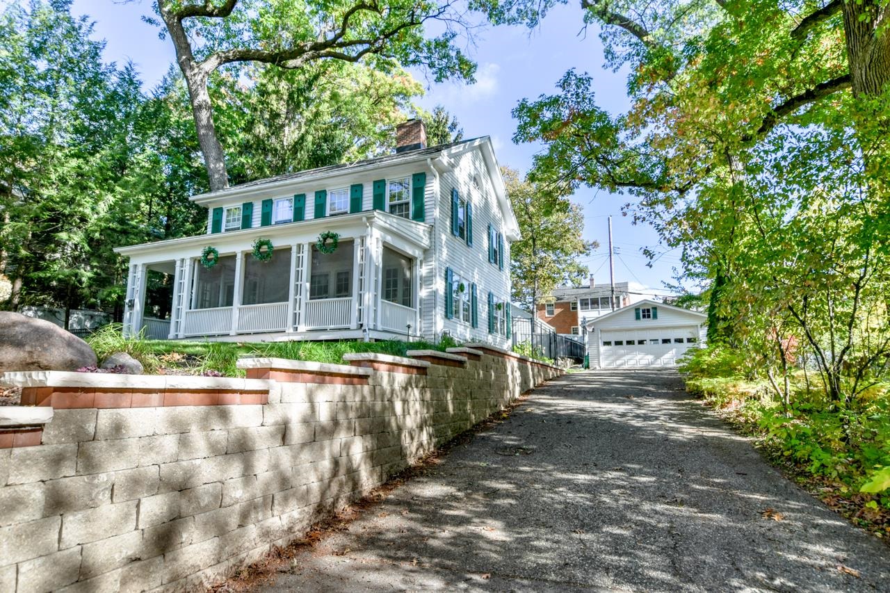 717 Copeland Street