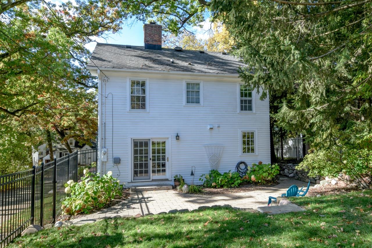 717 Copeland Street
