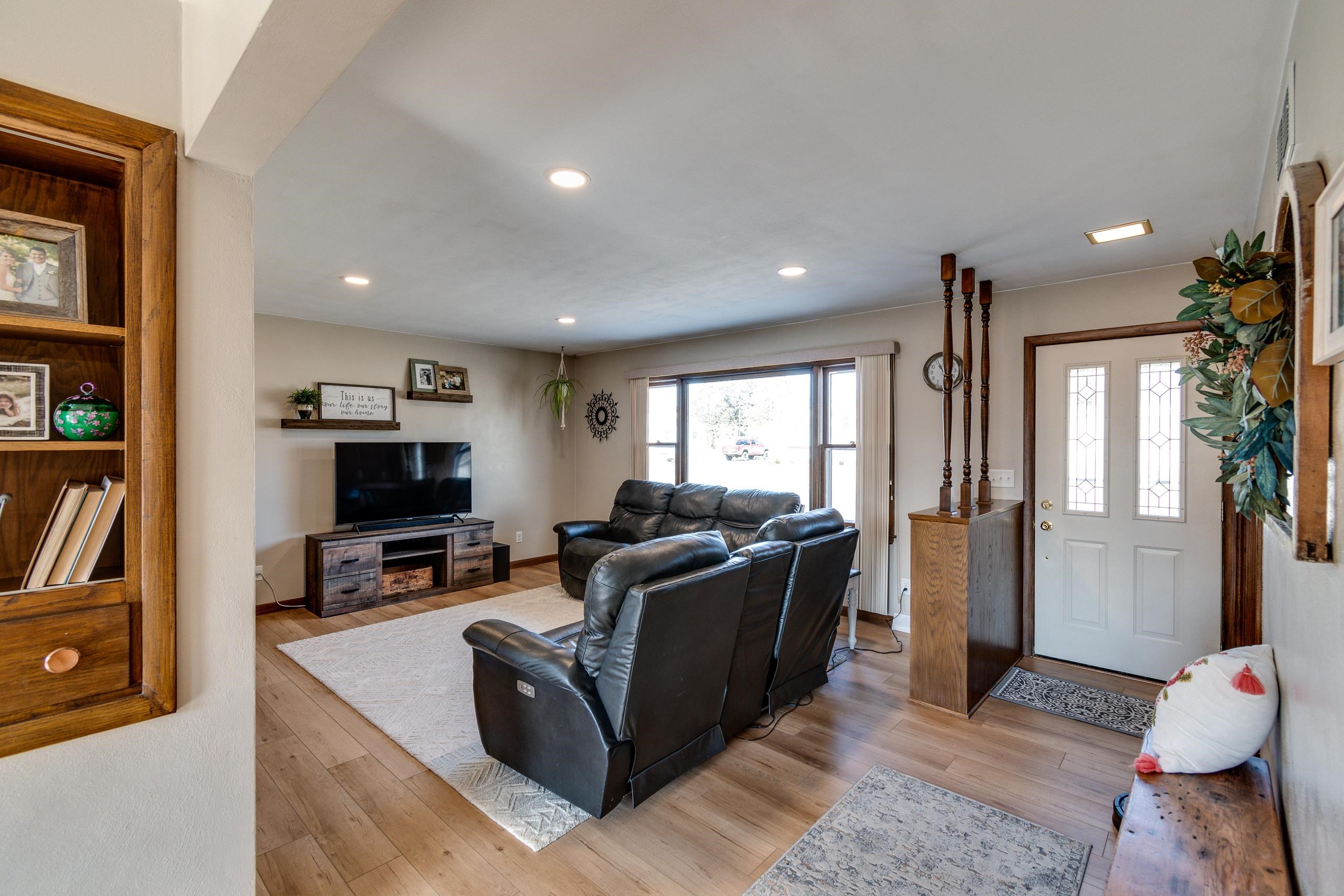 347 E Klubertanz Drive