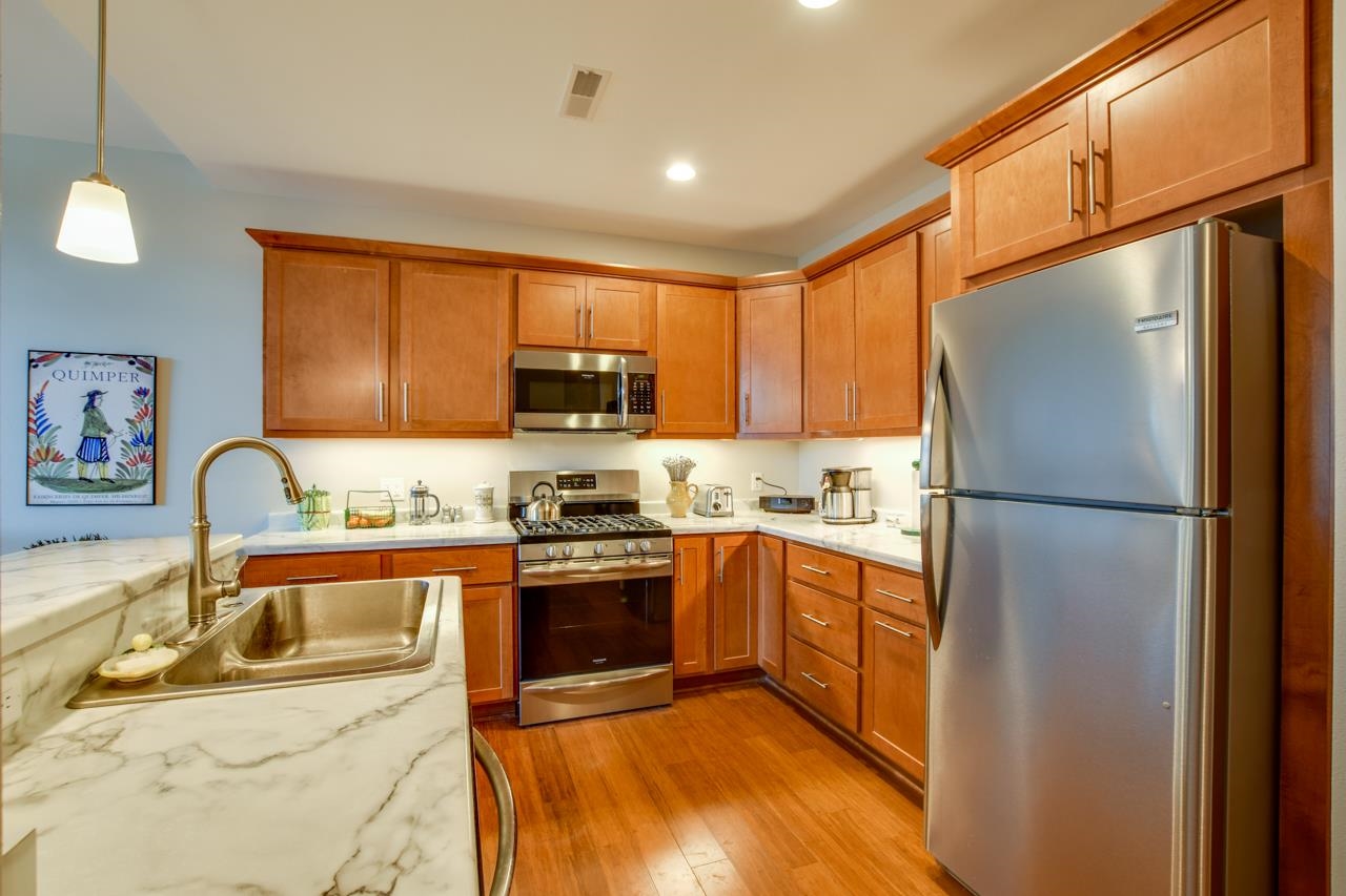 625 N Segoe Road 210