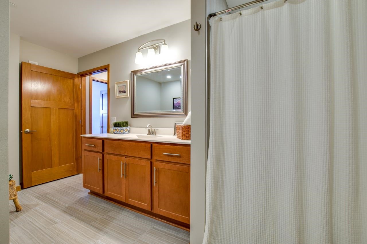 625 N Segoe Road 210