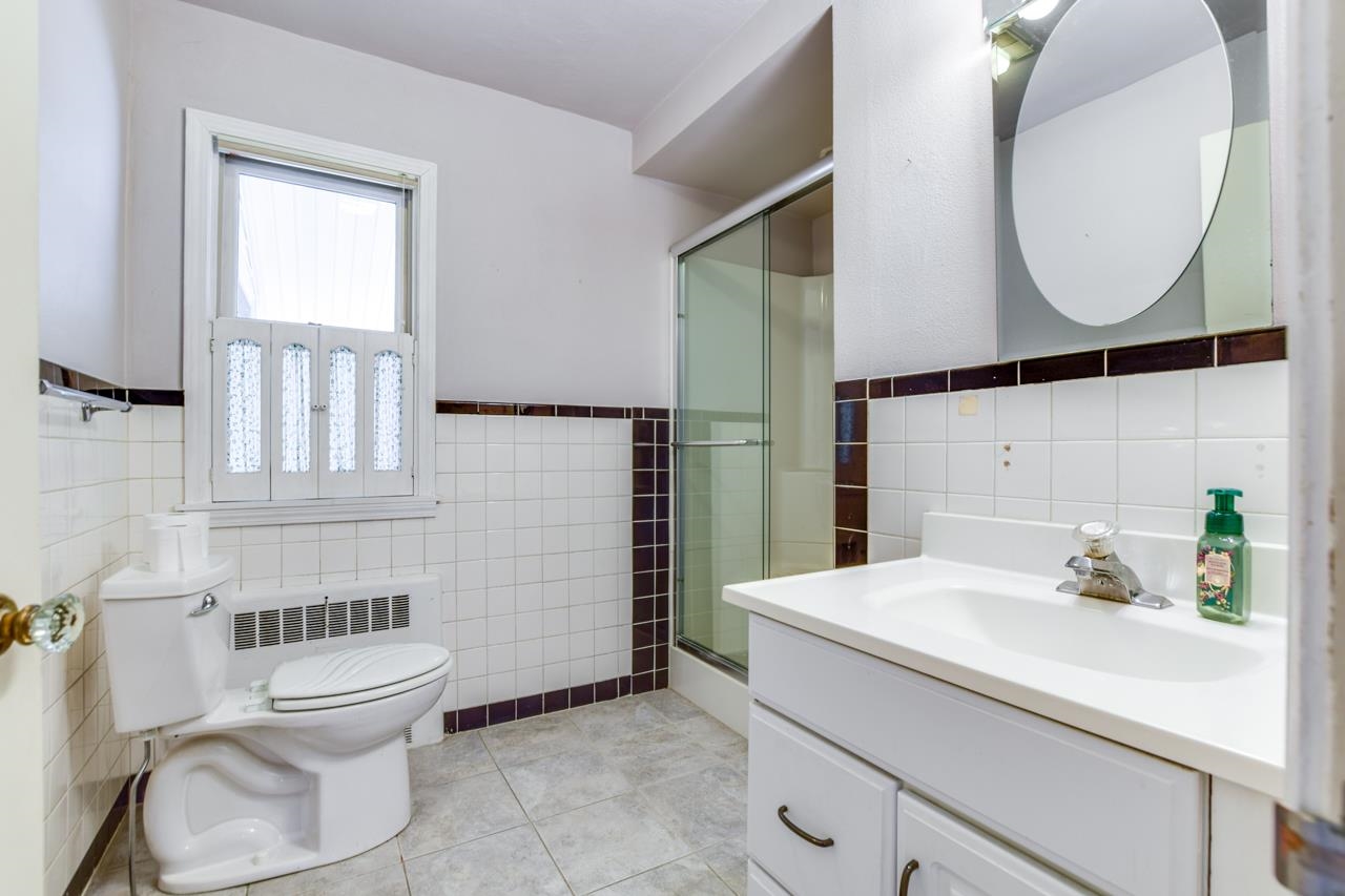 3541 Nakoma Road