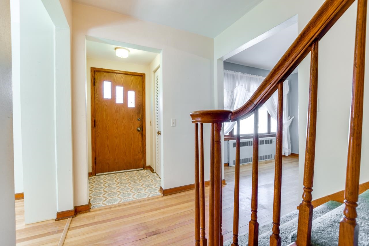 3541 Nakoma Road