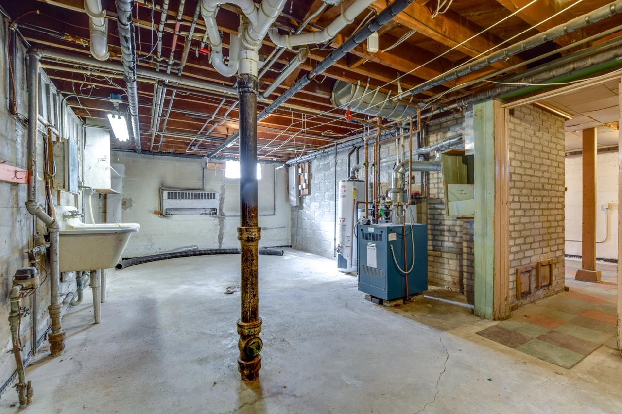 3541 Nakoma Road
