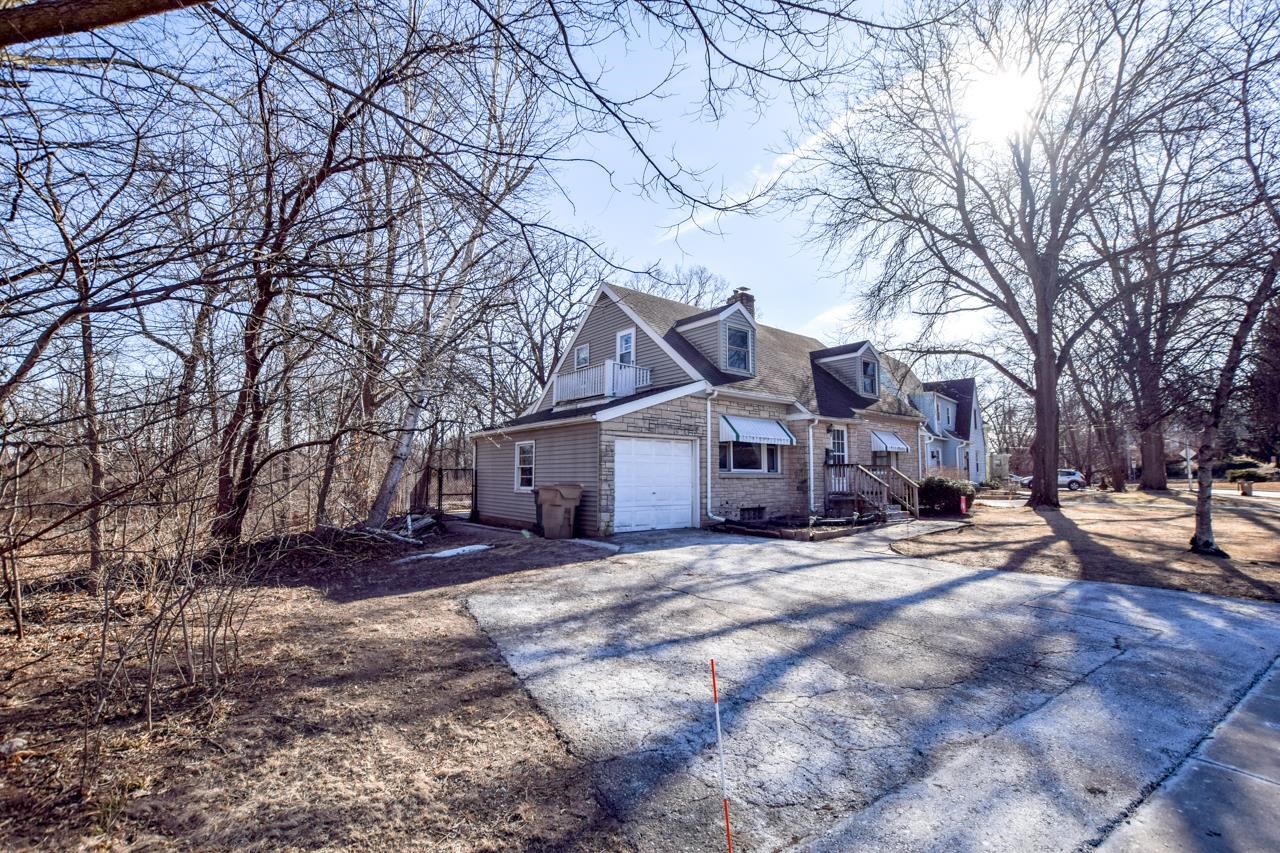 3541 Nakoma Road