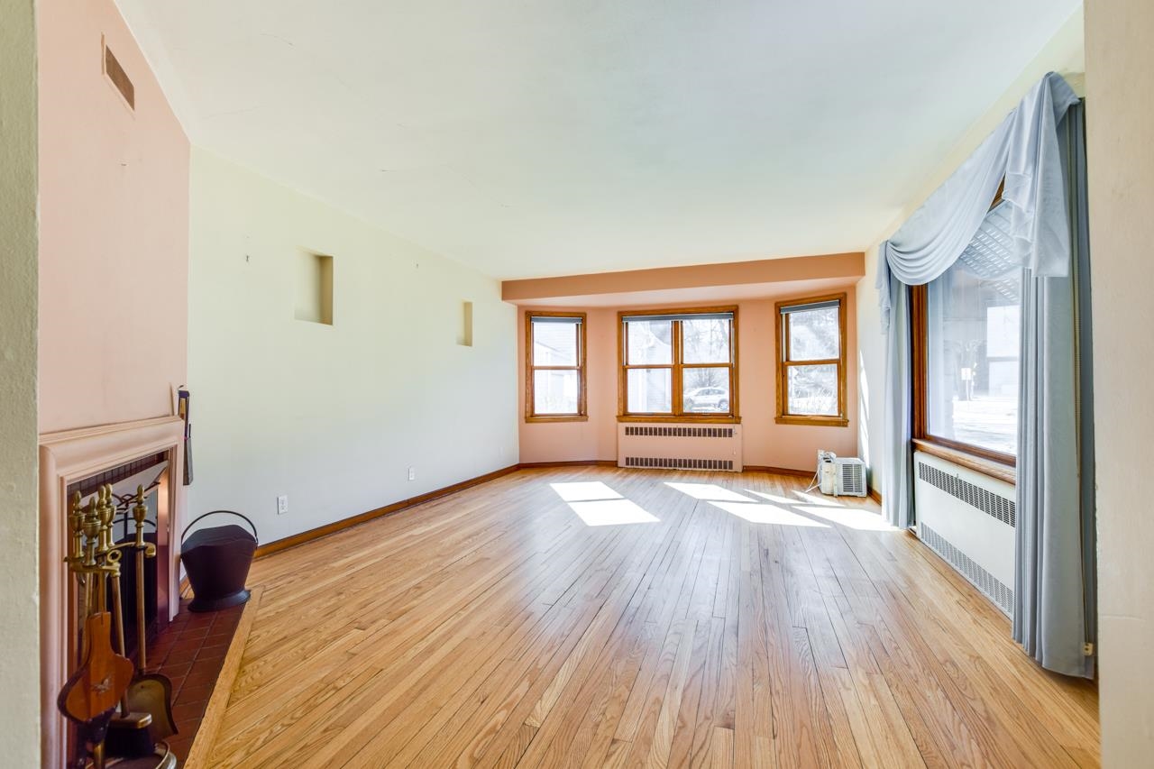 3541 Nakoma Road