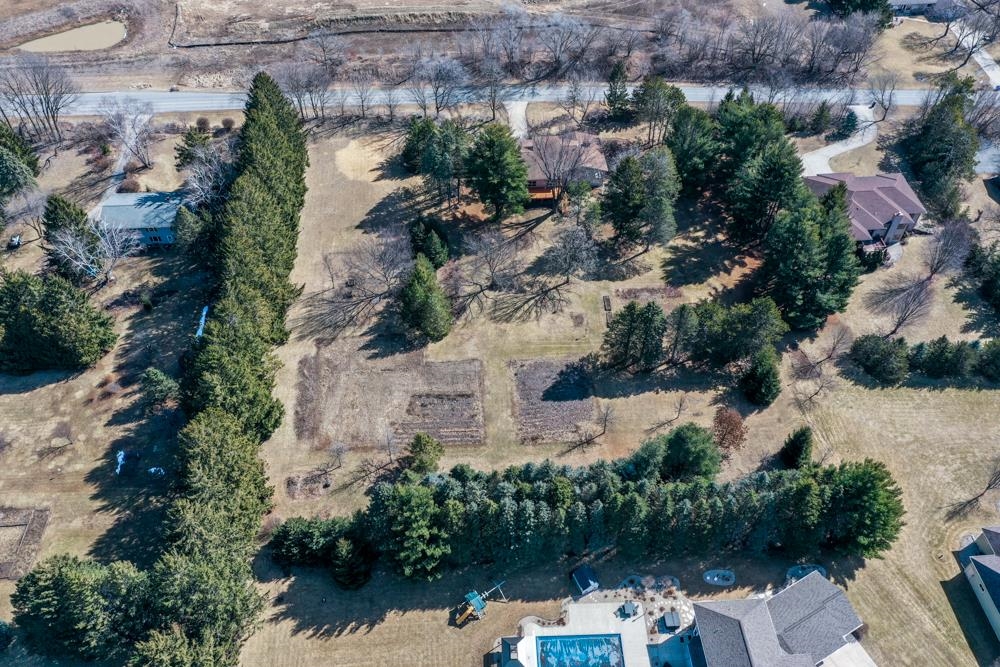 3911 Pioneer Road