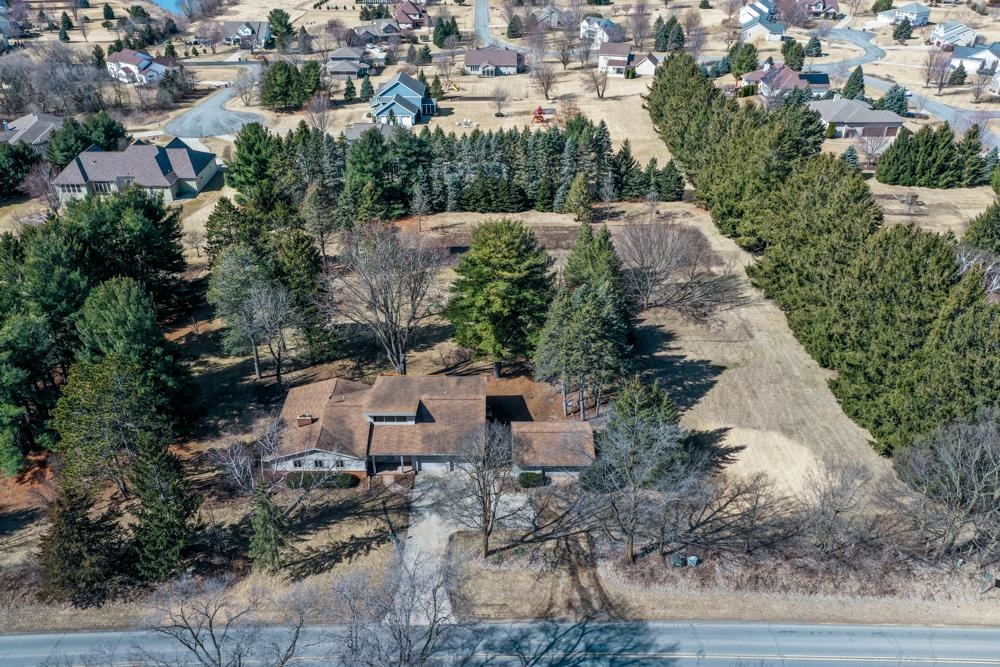 3911 Pioneer Road