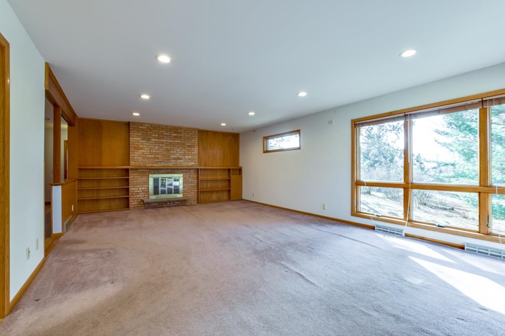 3911 Pioneer Road
