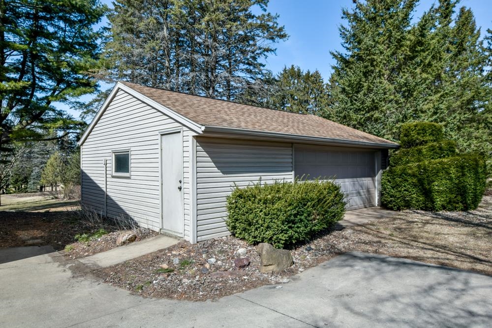 3911 Pioneer Road