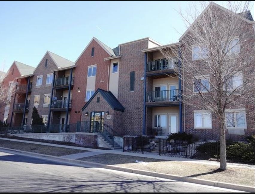 1901 Carns Drive 104