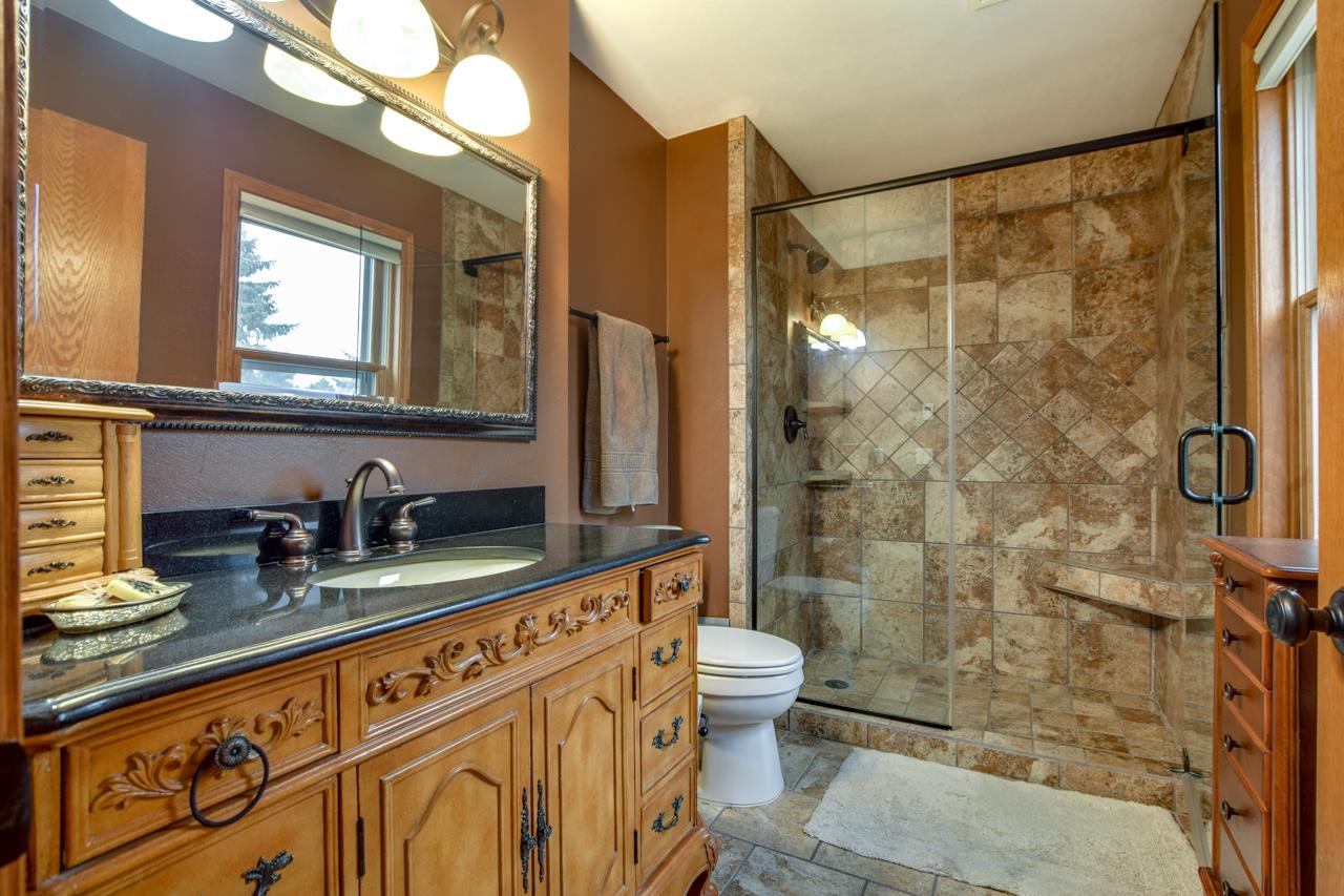 7122 Timberwood Drive