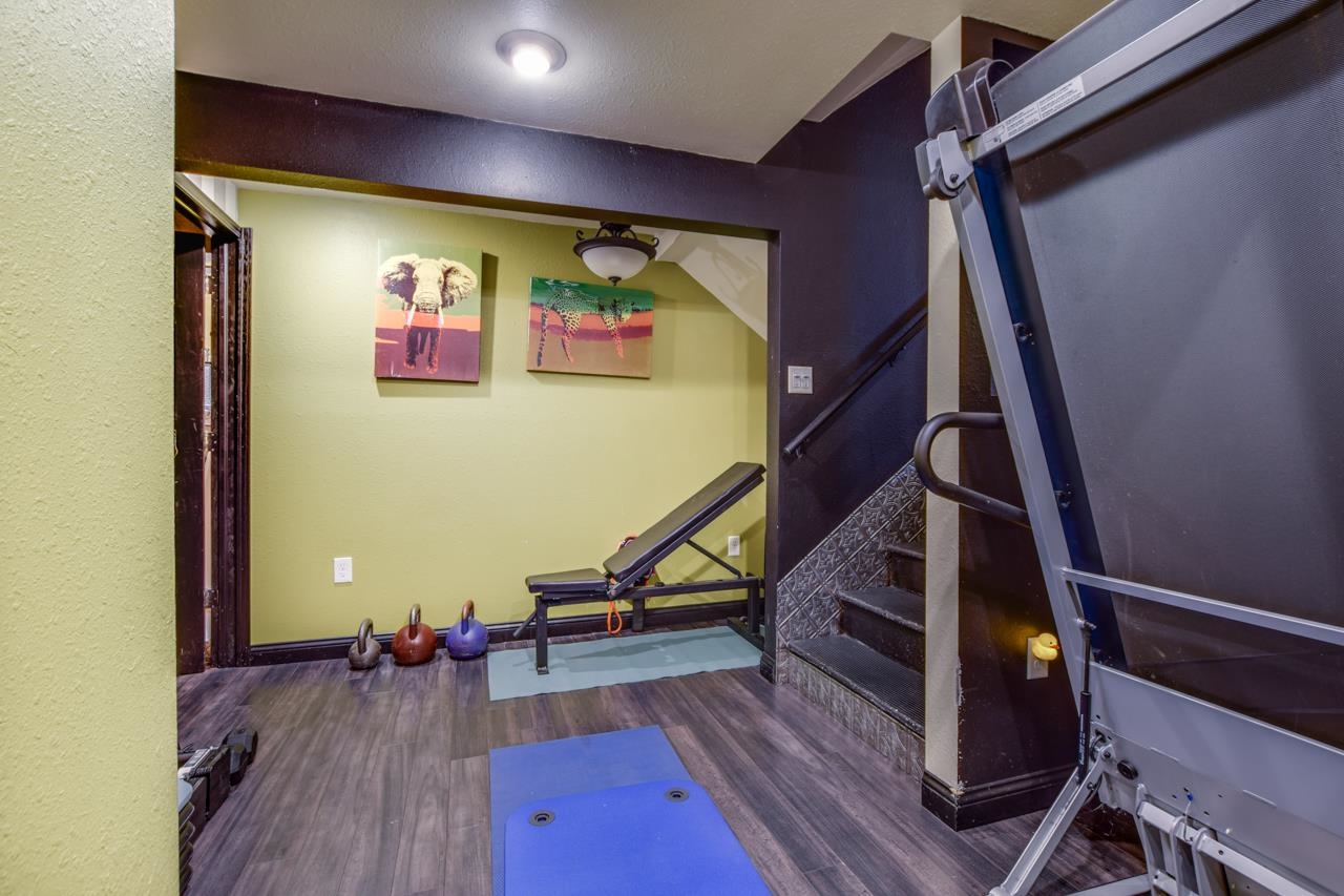 7122 Timberwood Drive