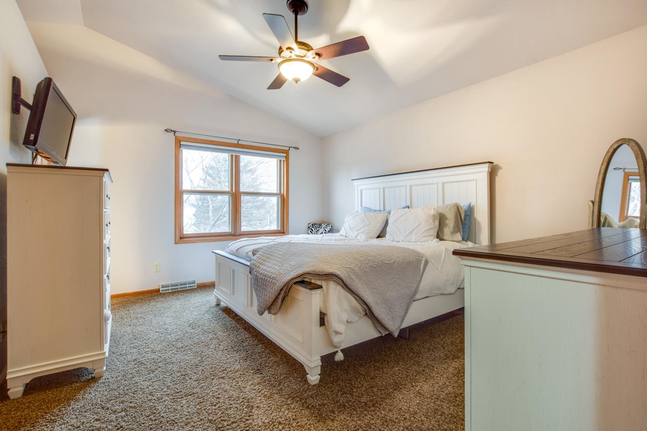 7122 Timberwood Drive