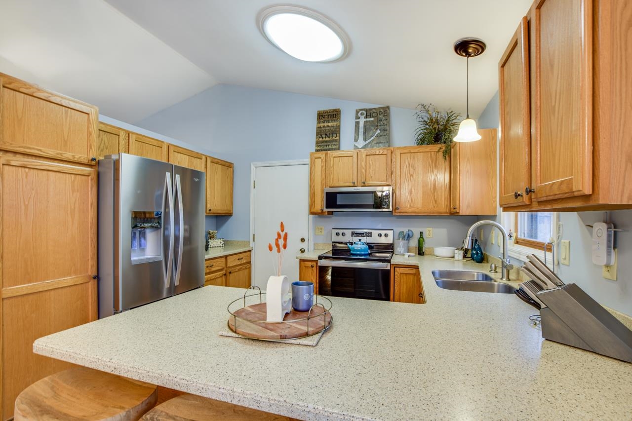 7122 Timberwood Drive