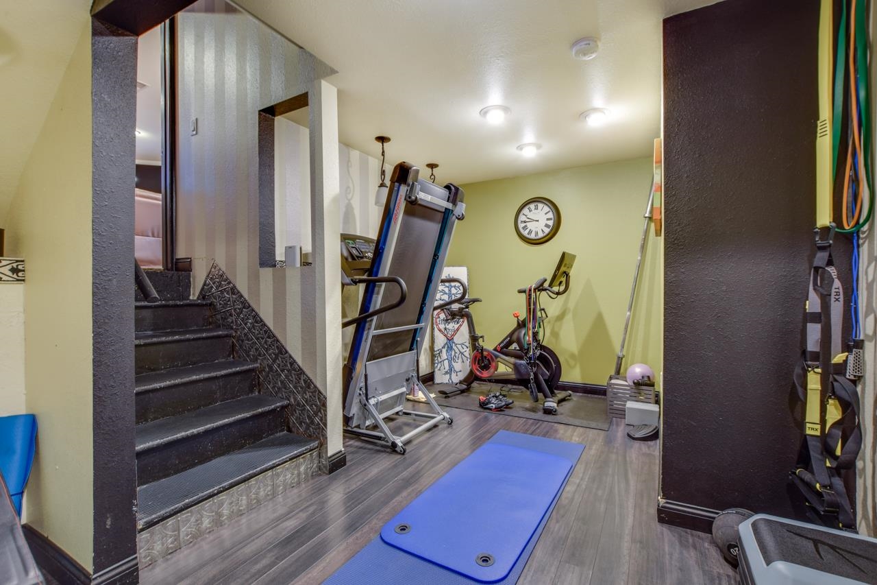 7122 Timberwood Drive
