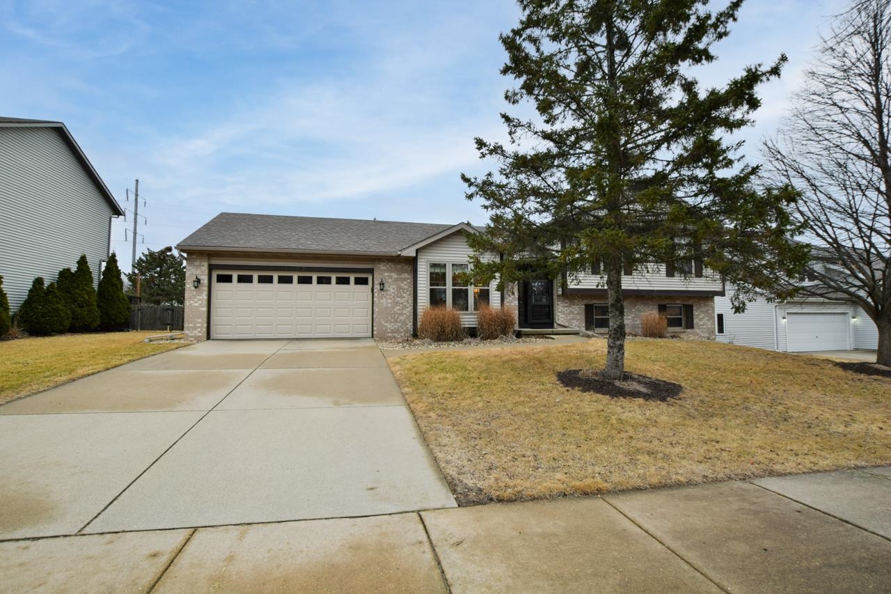 7122 Timberwood Drive