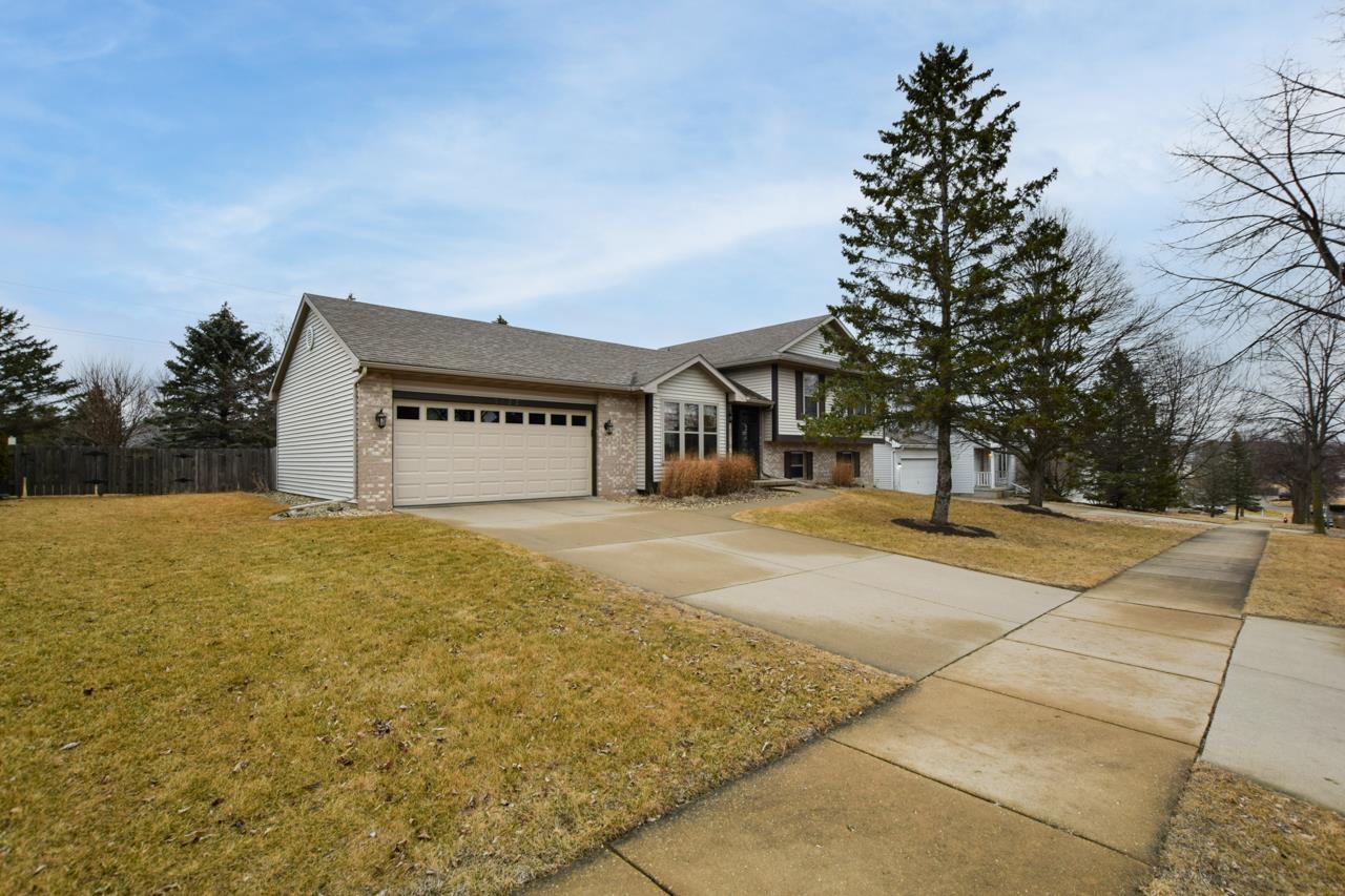 7122 Timberwood Drive