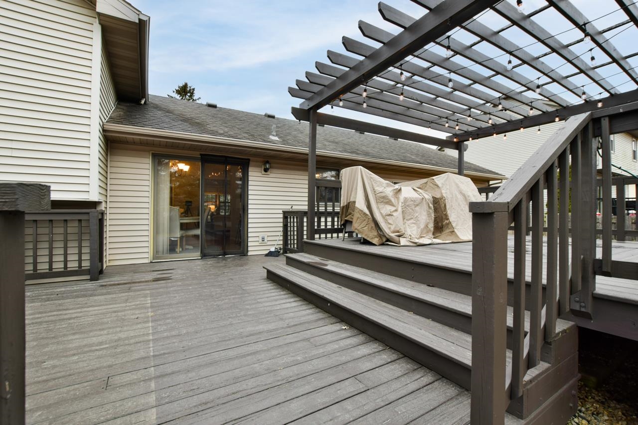 7122 Timberwood Drive
