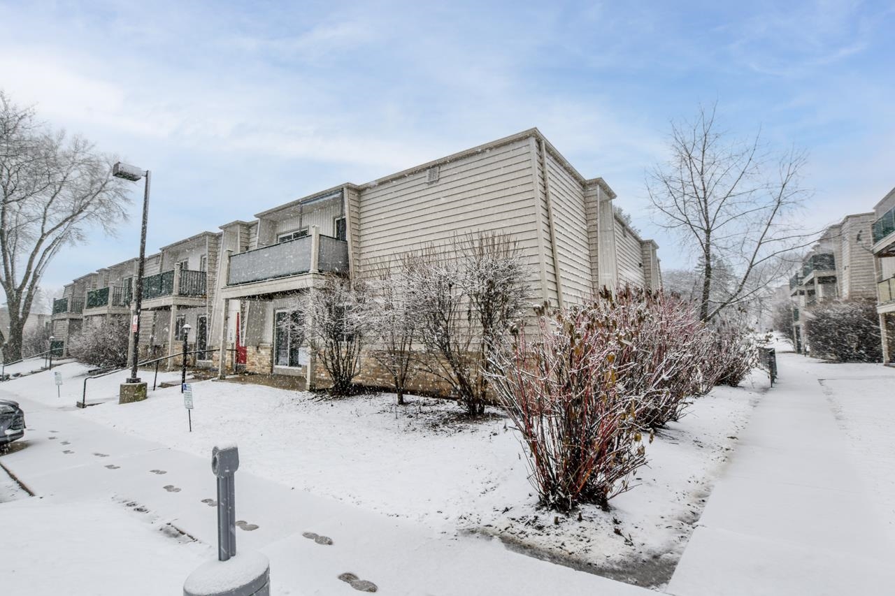 2418 Independence Lane 103