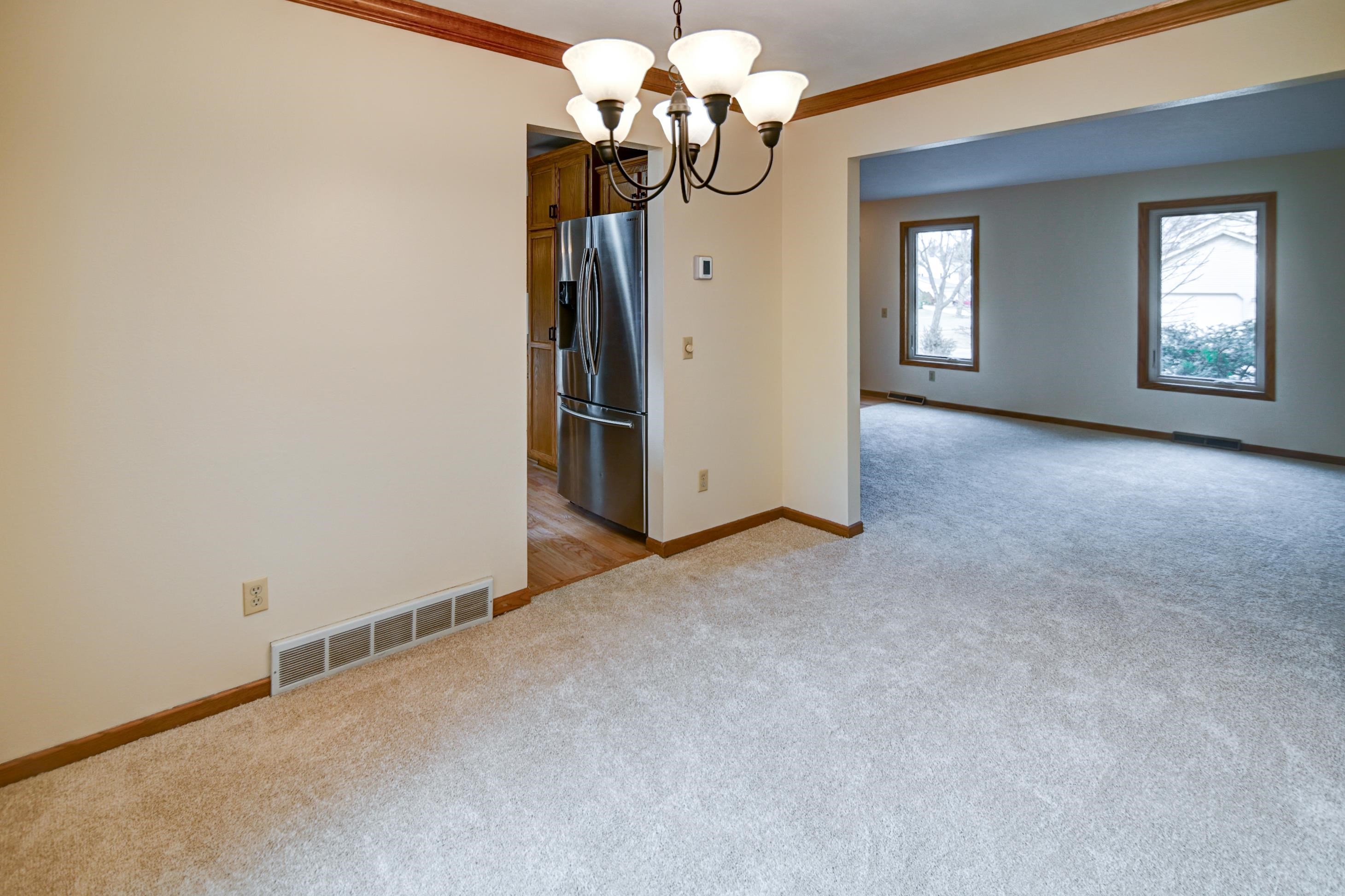 1 E Newhaven Circle