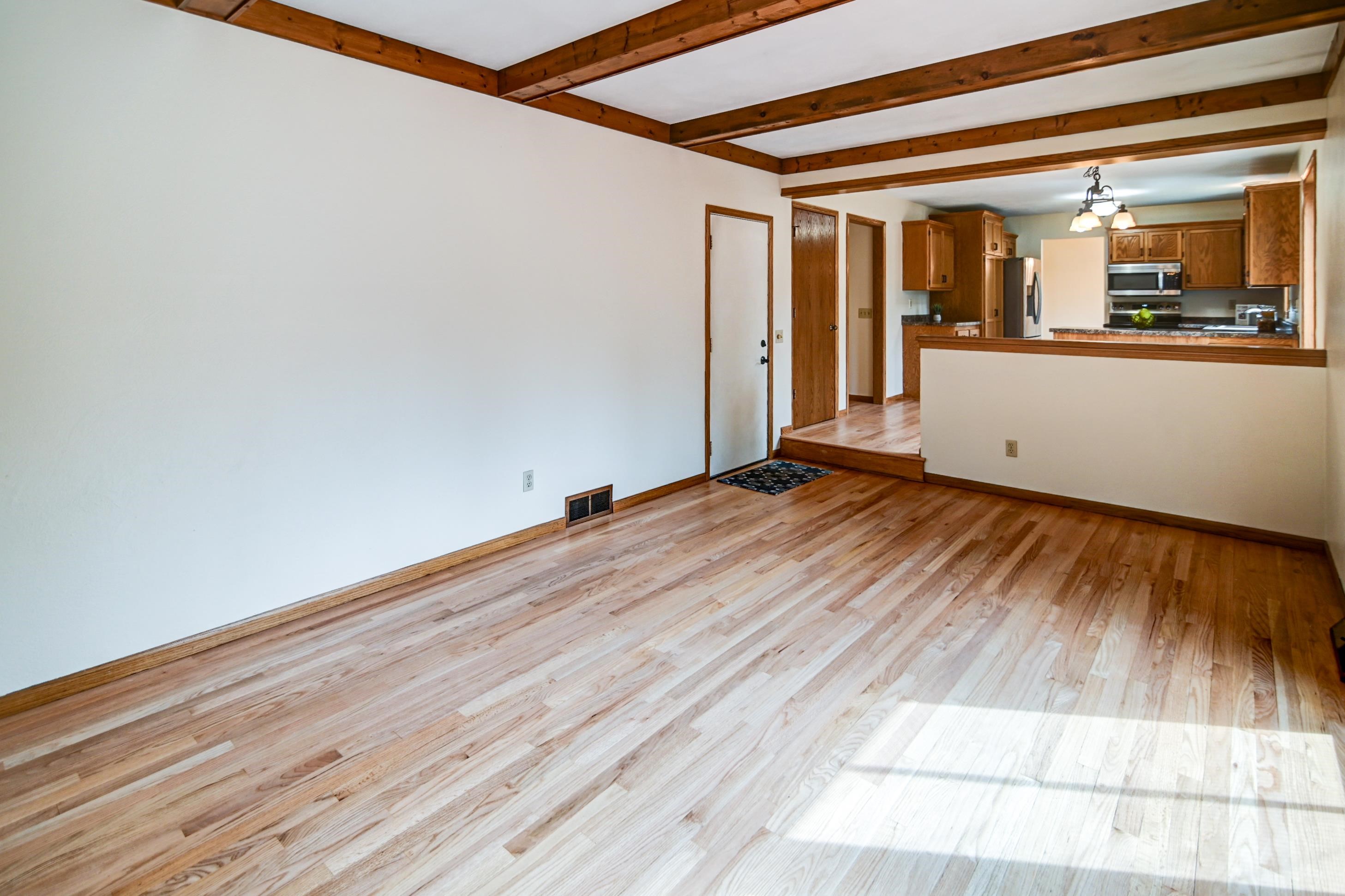 1 E Newhaven Circle