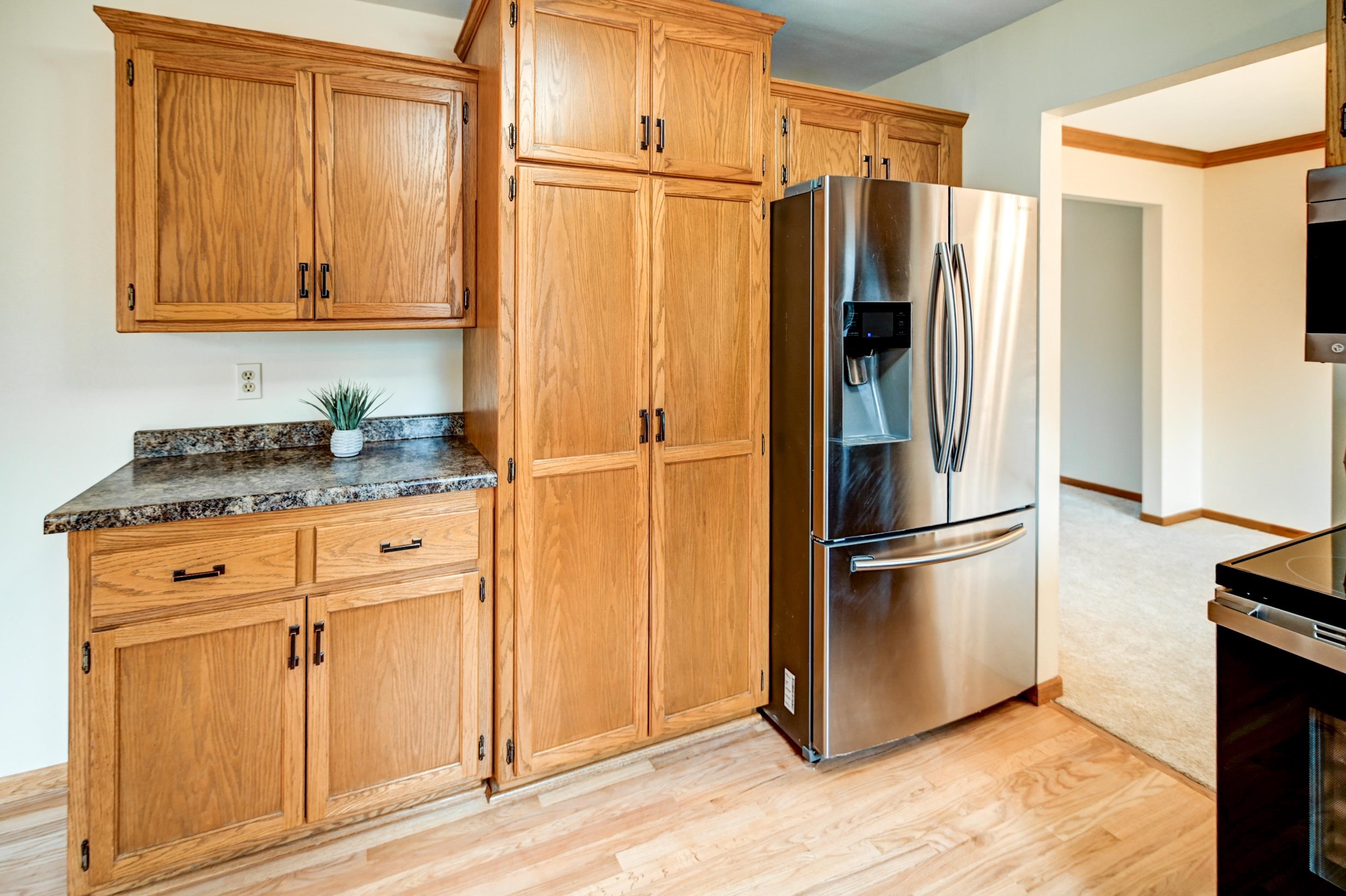 1 E Newhaven Circle