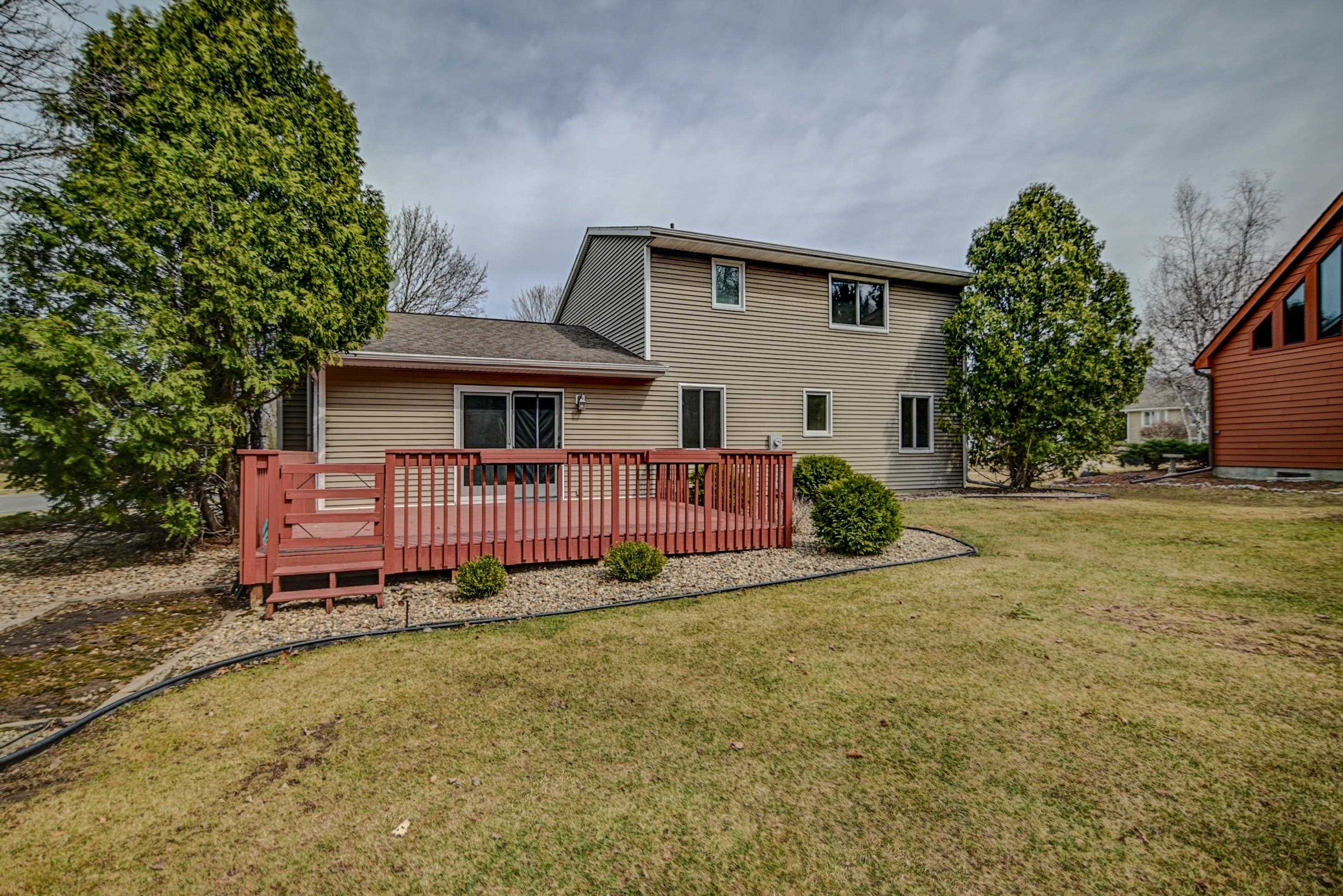 1 E Newhaven Circle