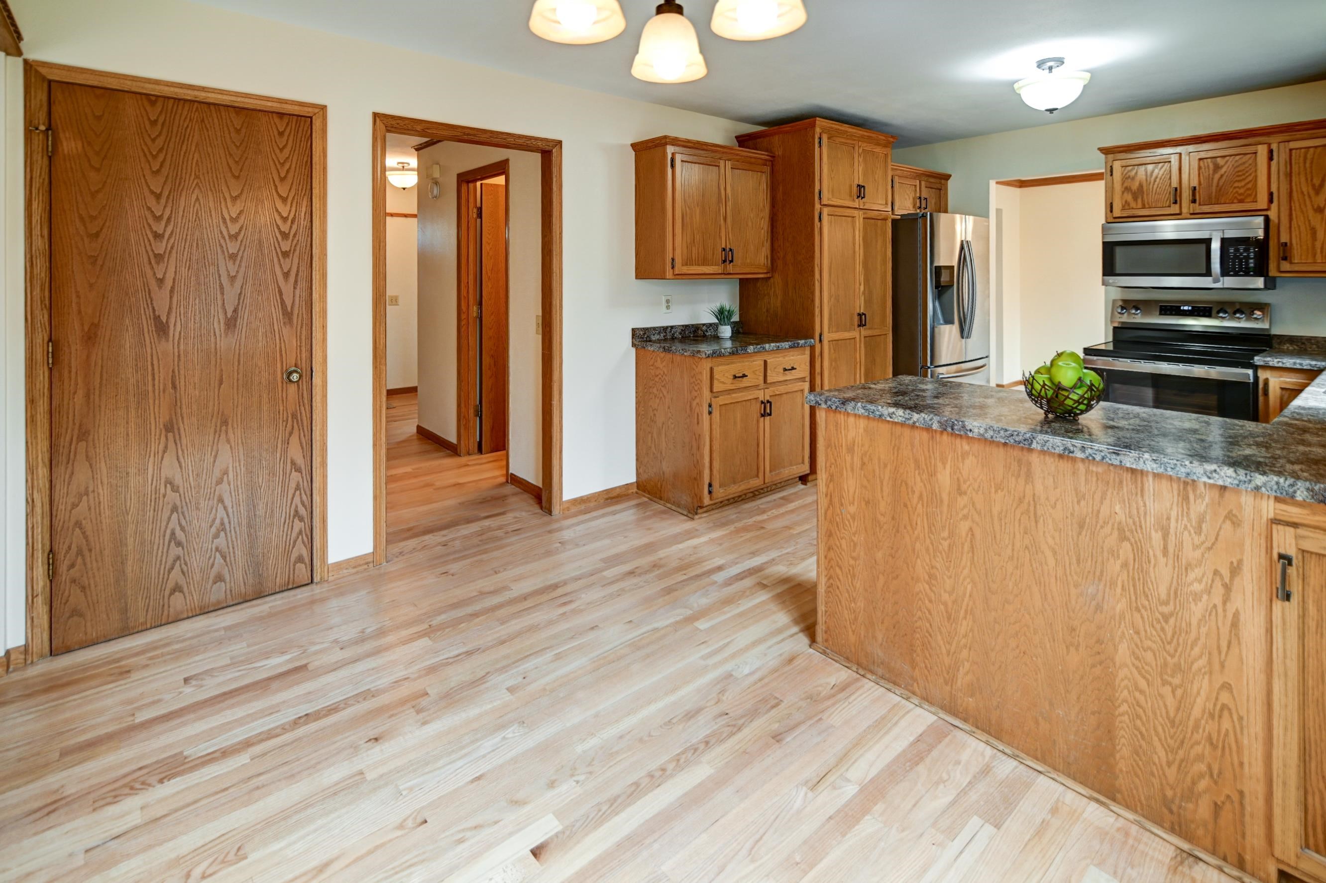 1 E Newhaven Circle