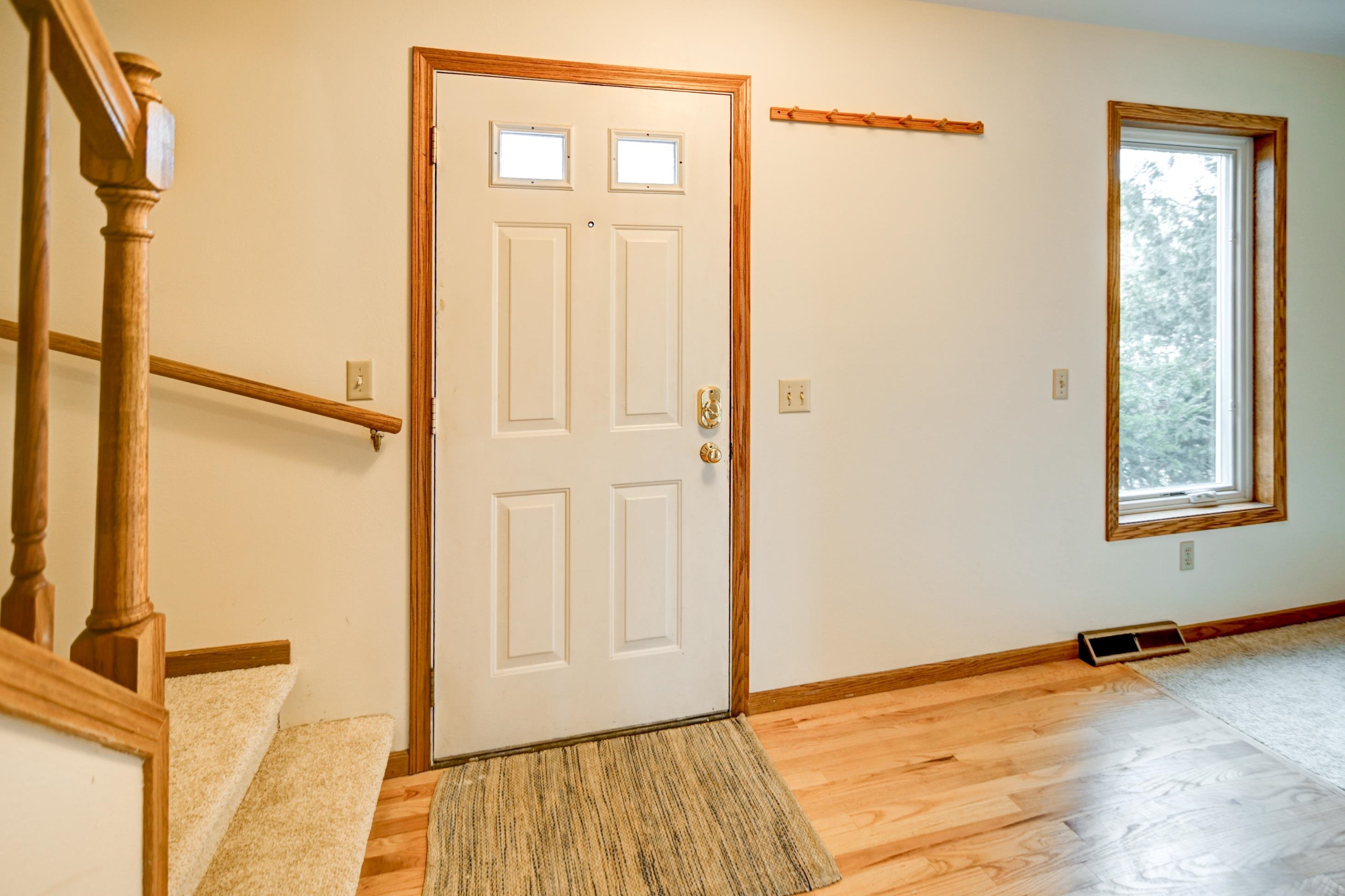 1 E Newhaven Circle