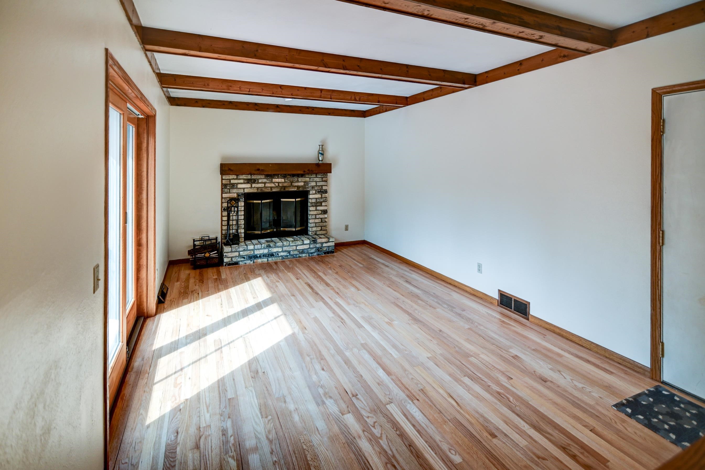 1 E Newhaven Circle