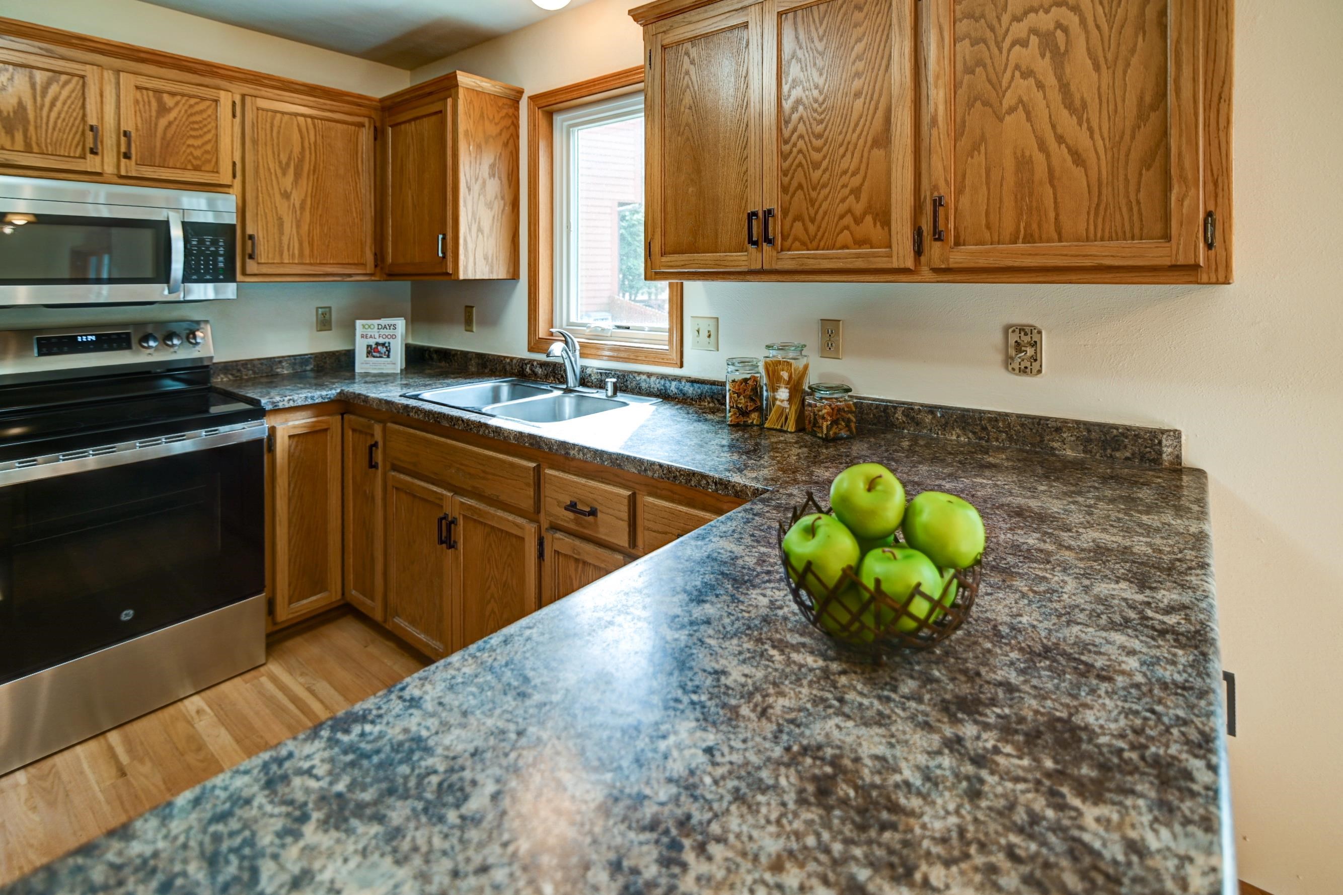 1 E Newhaven Circle