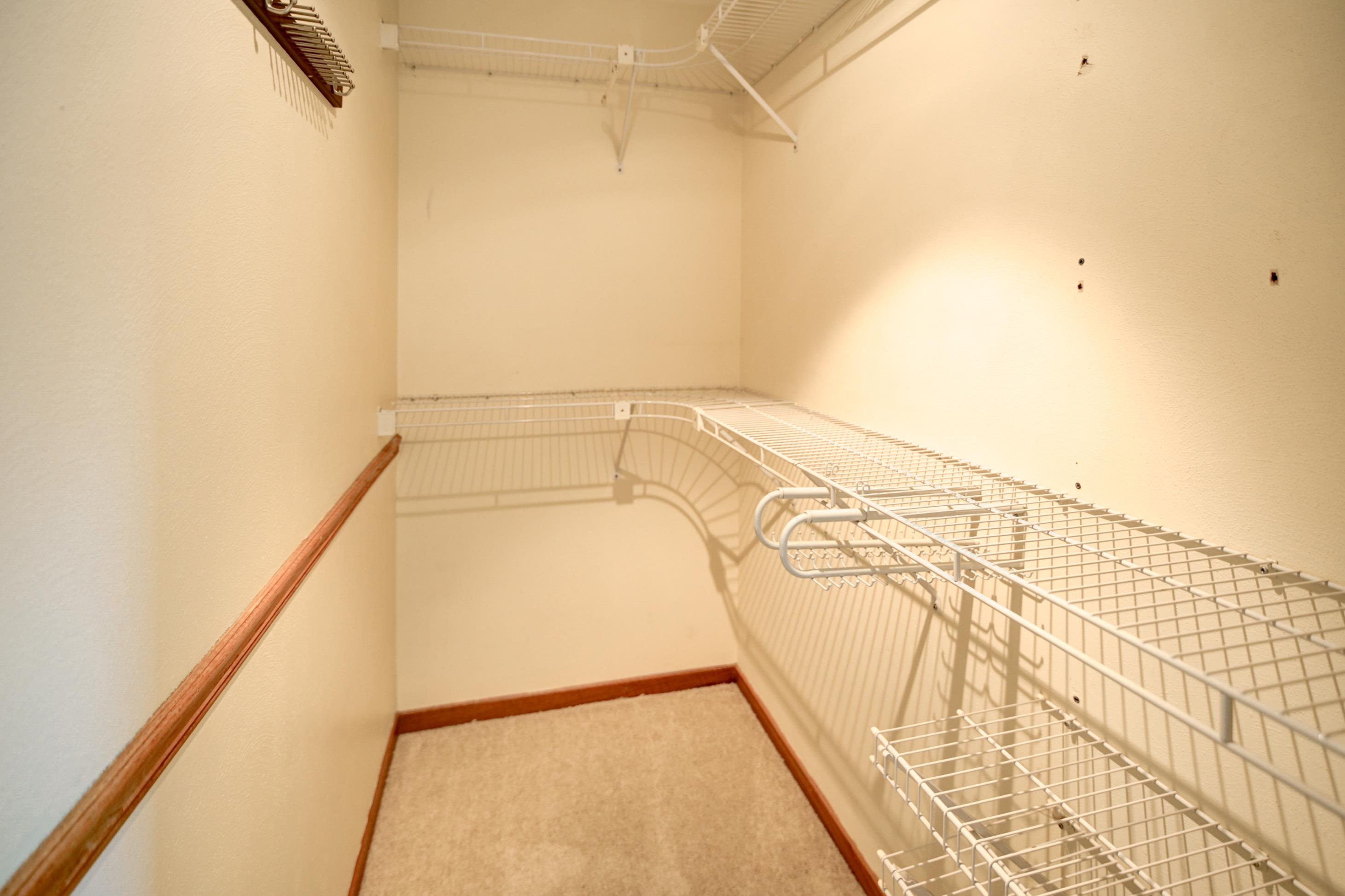 1 E Newhaven Circle